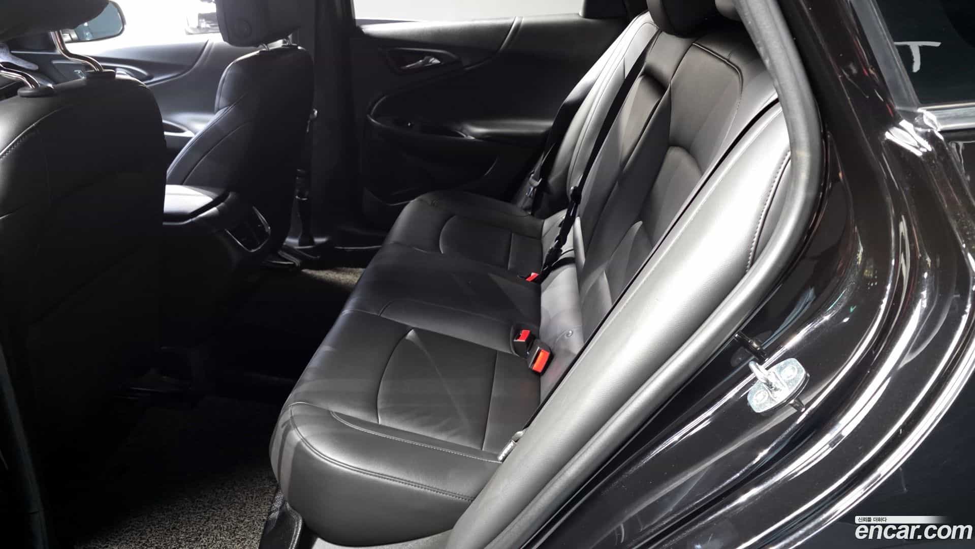Malibu Chevrolet 2018.9-INNER-036