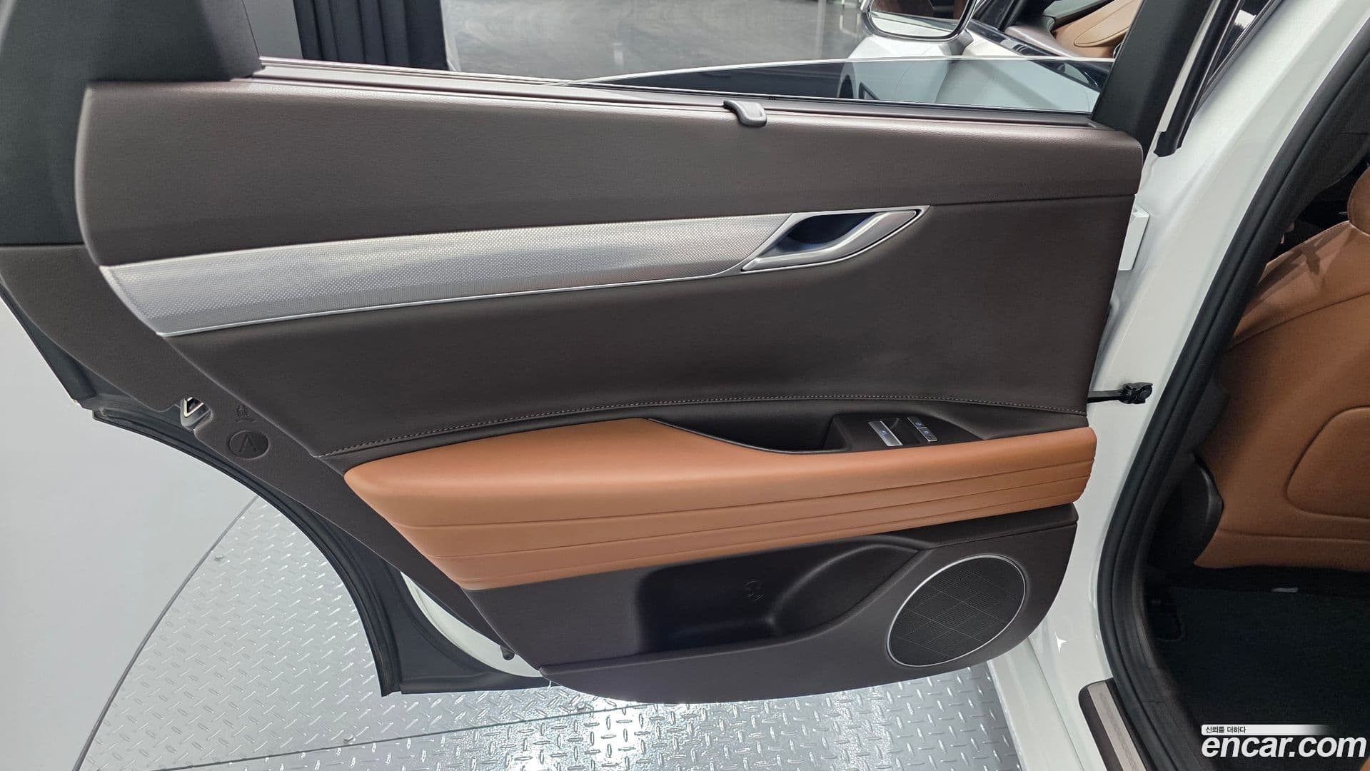 Main__Slider__Photo:G80 Genesis 2022.0-24