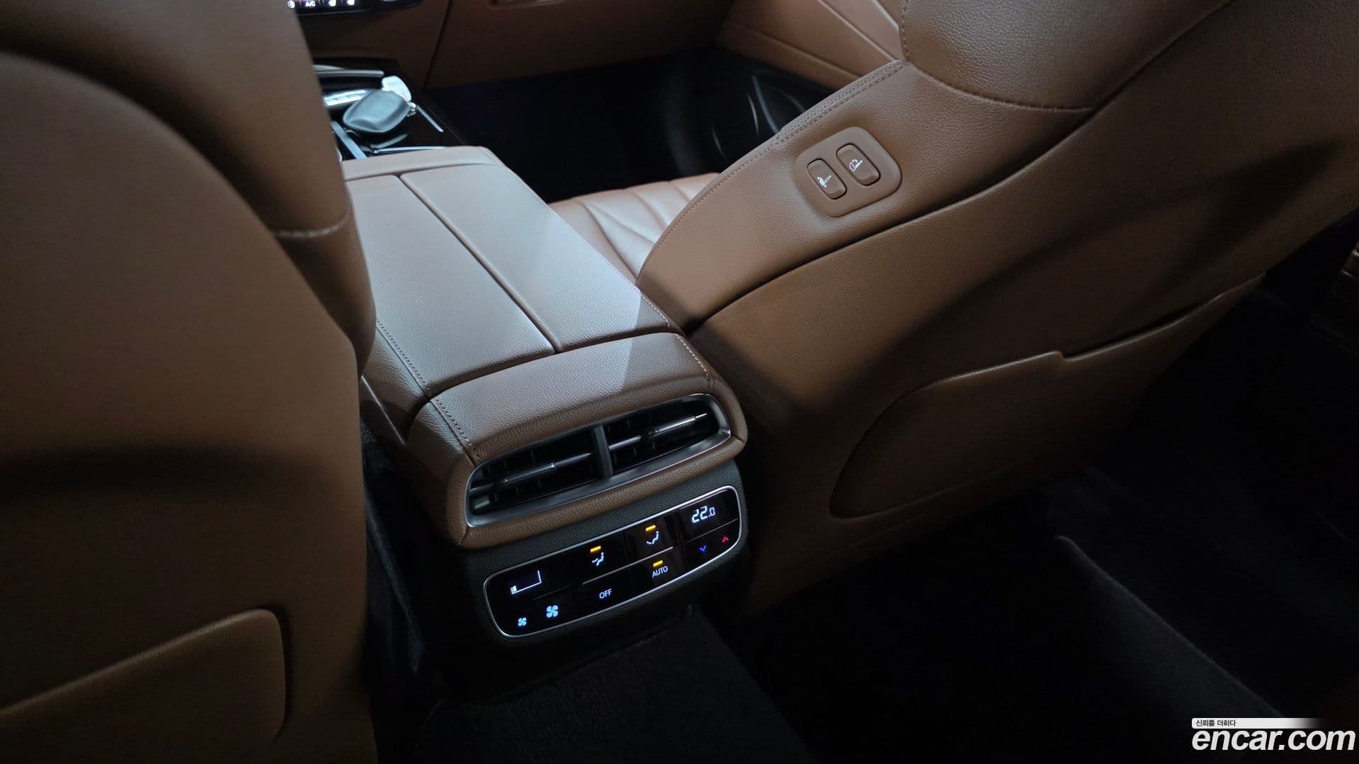 Main__Slider__Photo:G80 Genesis 2022.0-27