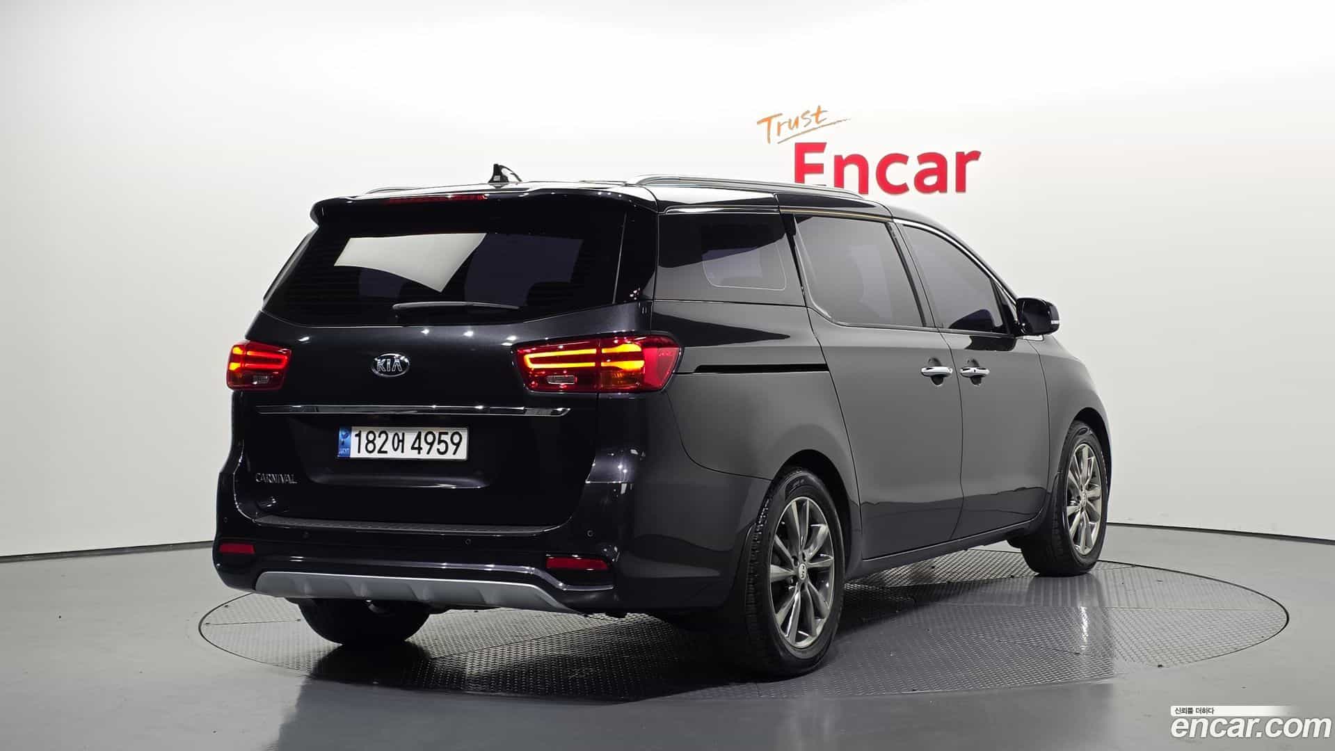 Canival Kia 2019.2-OUTER-002