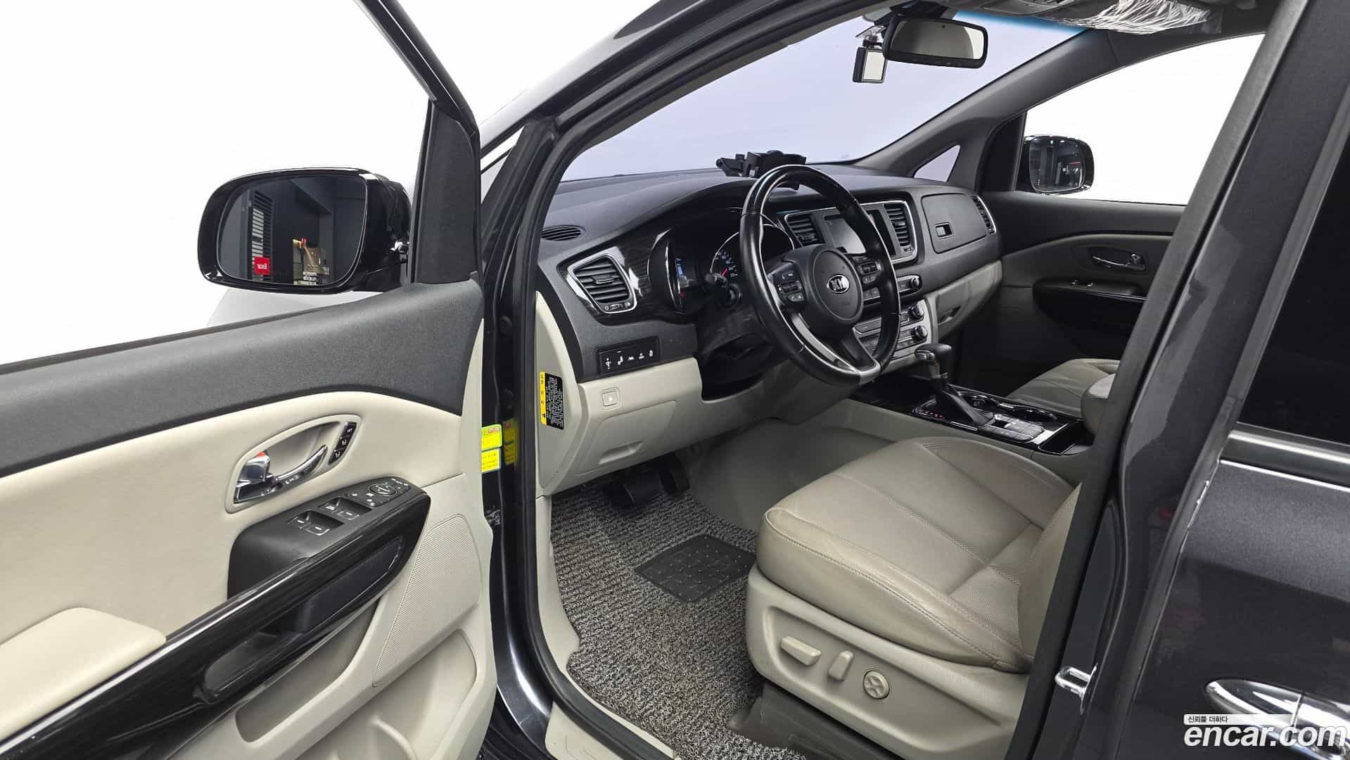 Canival Kia 2019.2-INNER-010