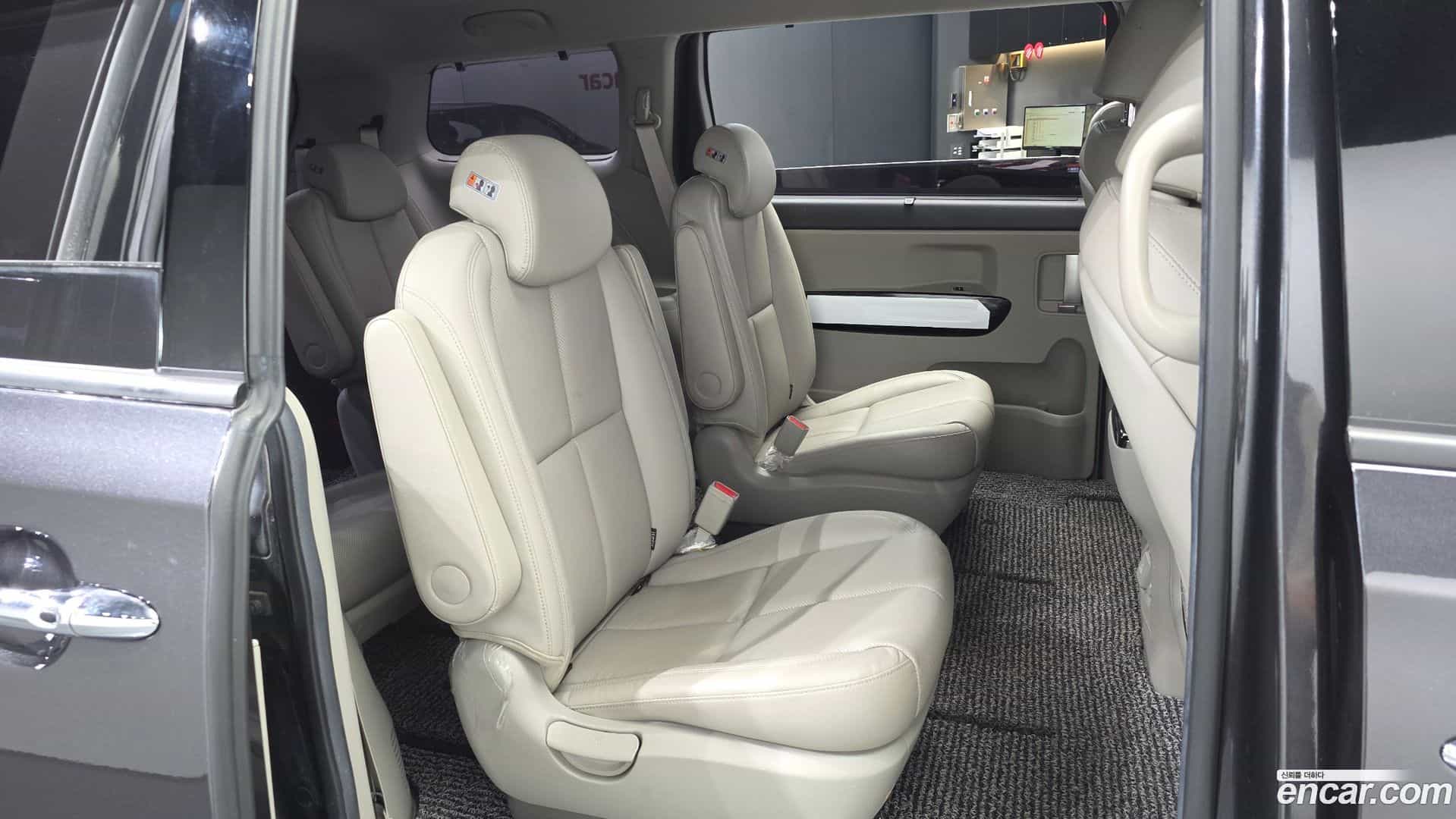 Canival Kia 2019.2-OPTION-016