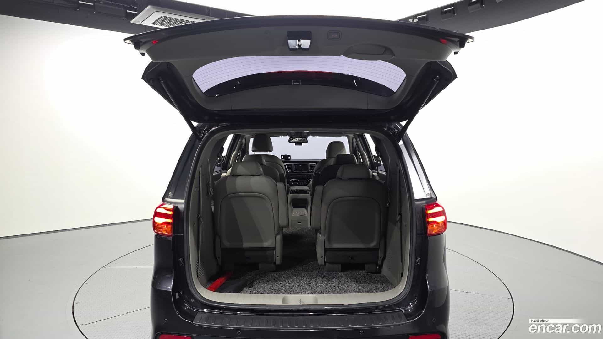 Canival Kia 2019.2-OPTION-024