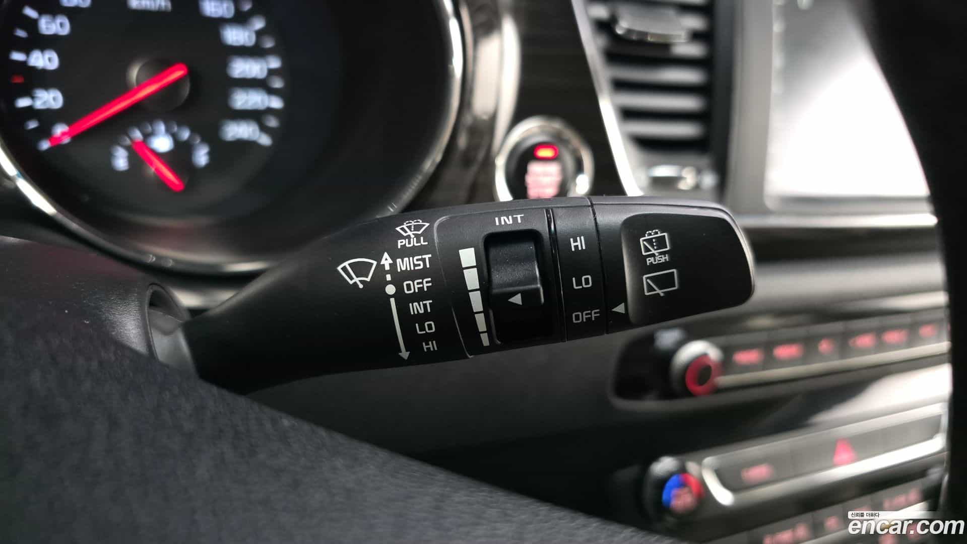 Canival Kia 2019.2-OPTION-043