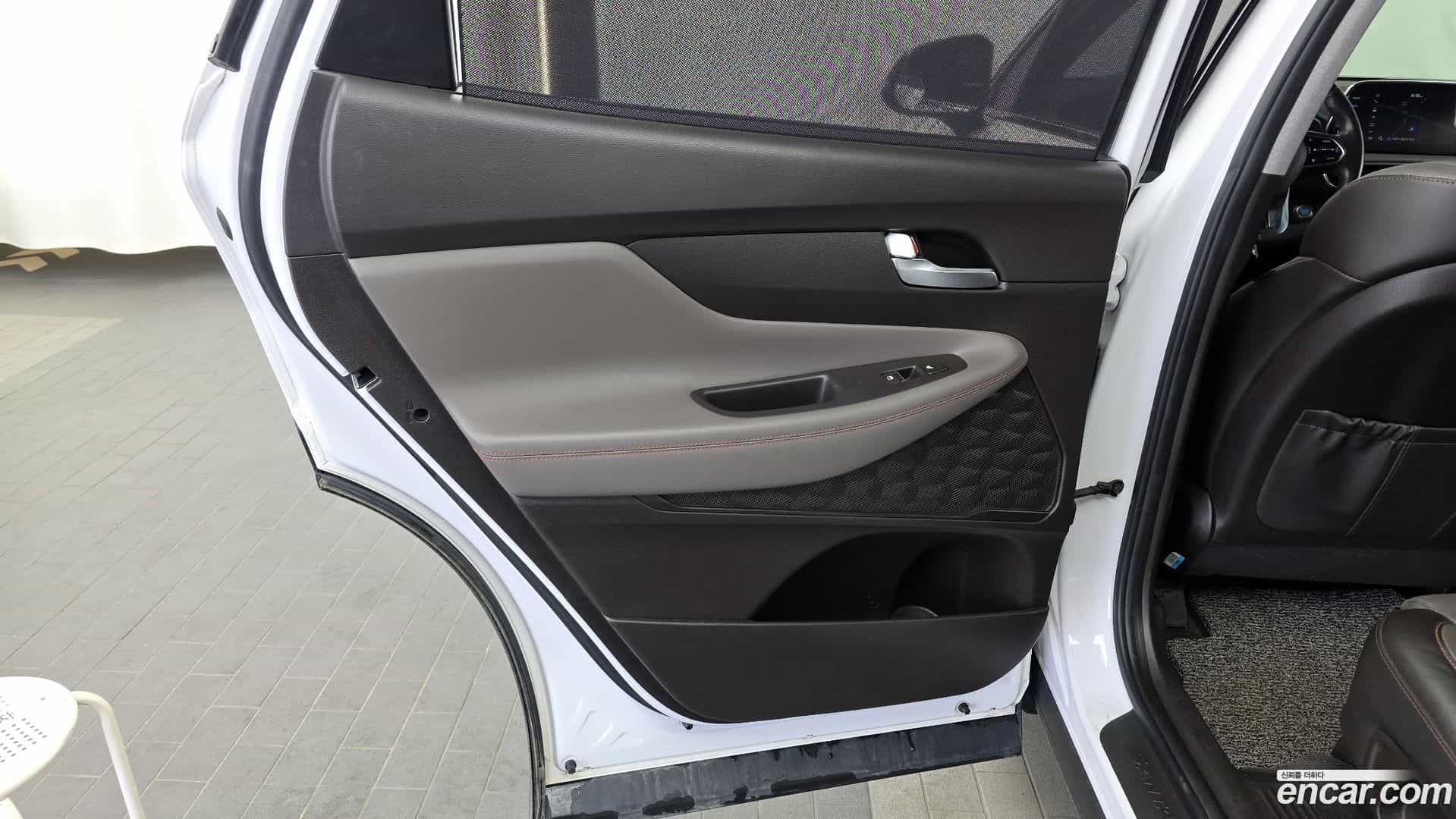 Santafe Hyundai 2018.10-INNER-035