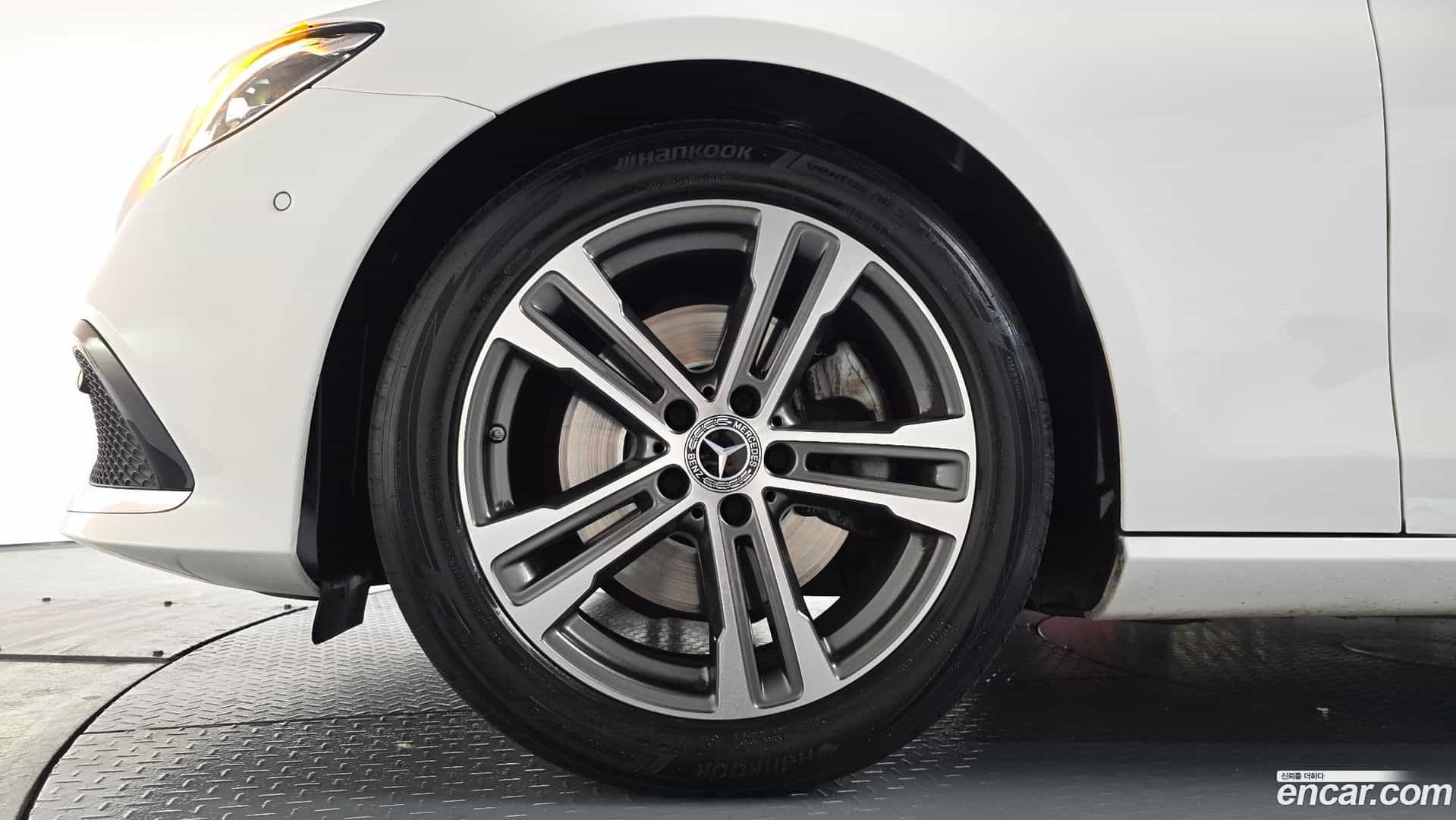 E-Class Mercedes-Benz 2023.10-OUTER-005