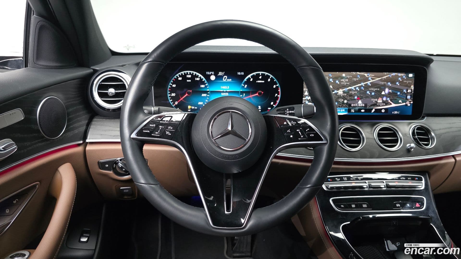 Main__Slider__Photo:E-Class Mercedes-Benz 2023.10-11