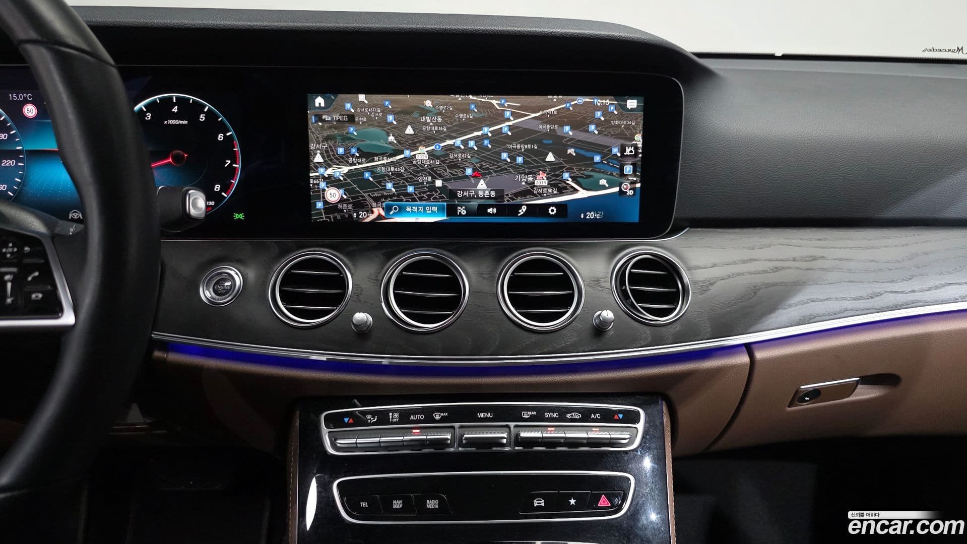 Main__Slider__Photo:E-Class Mercedes-Benz 2023.10-12