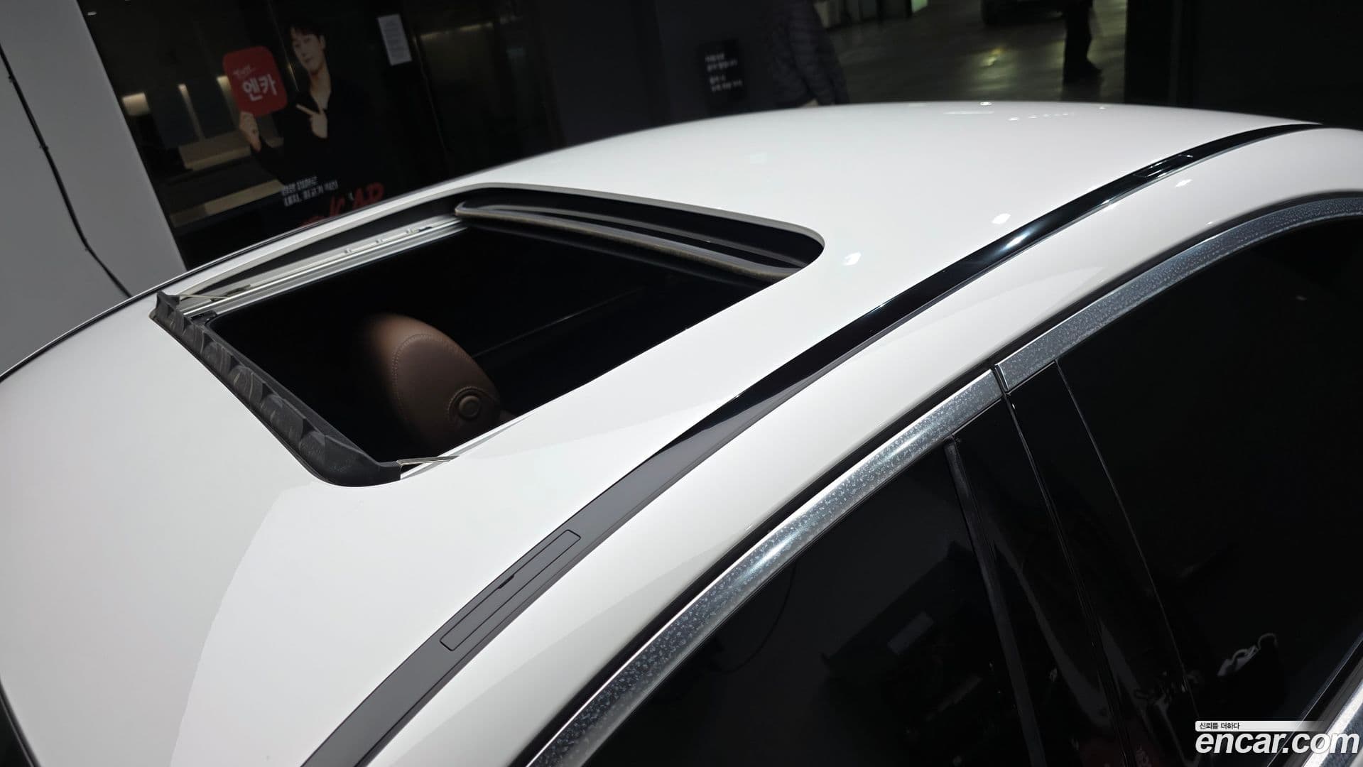 Main__Slider__Photo:E-Class Mercedes-Benz 2023.10-14