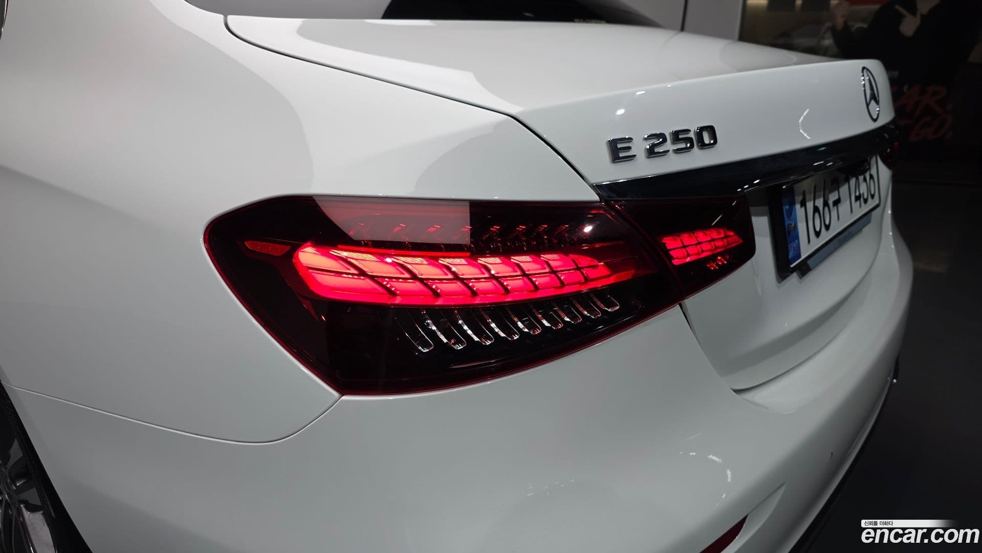 Main__Slider__Photo:E-Class Mercedes-Benz 2023.10-22