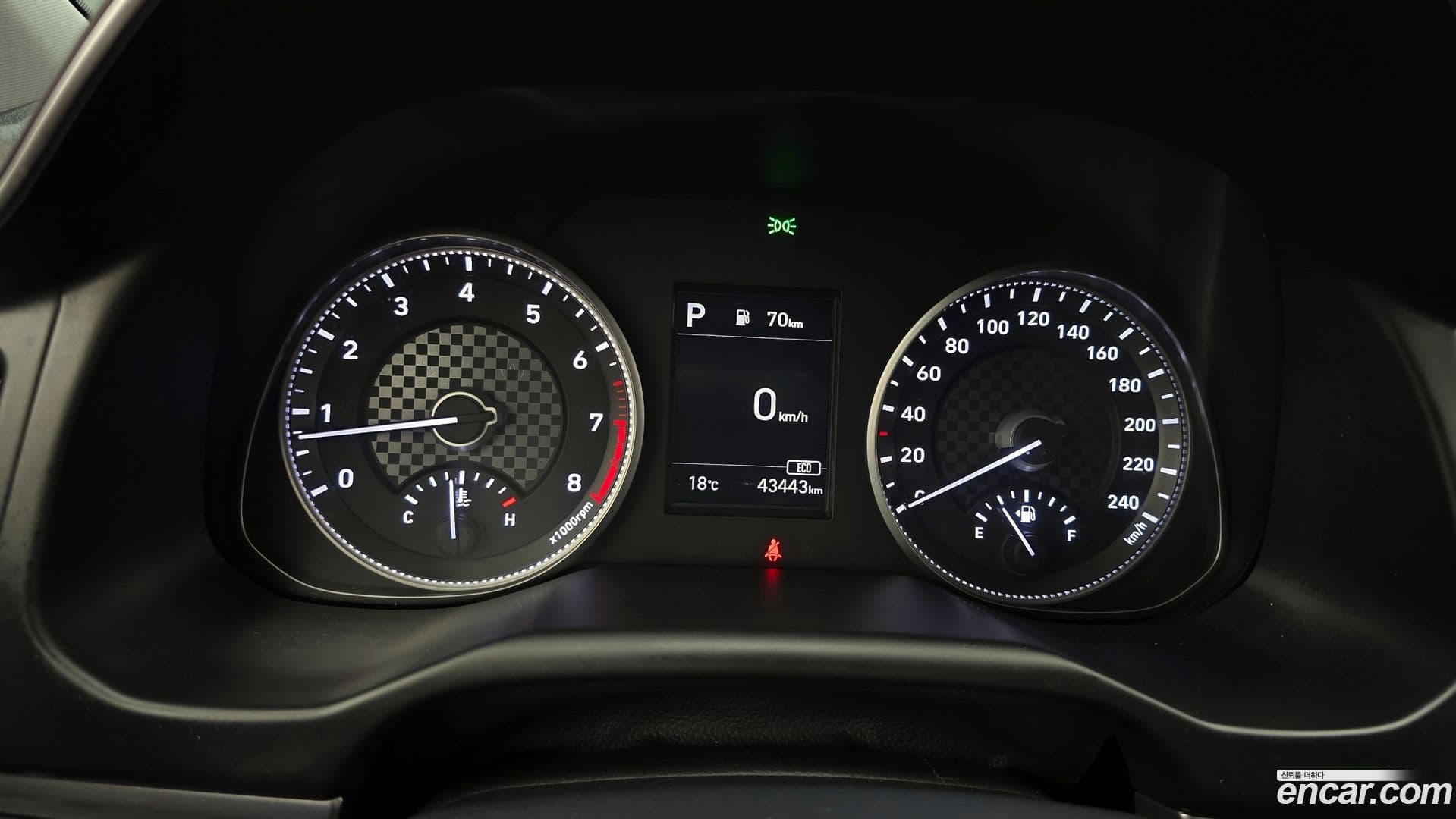 Main__Slider__Photo:AVANTE Hyundai 2019.0-7