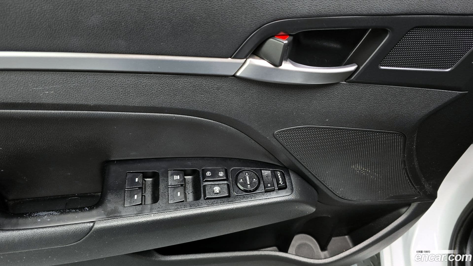 Main__Slider__Photo:AVANTE Hyundai 2019.0-27