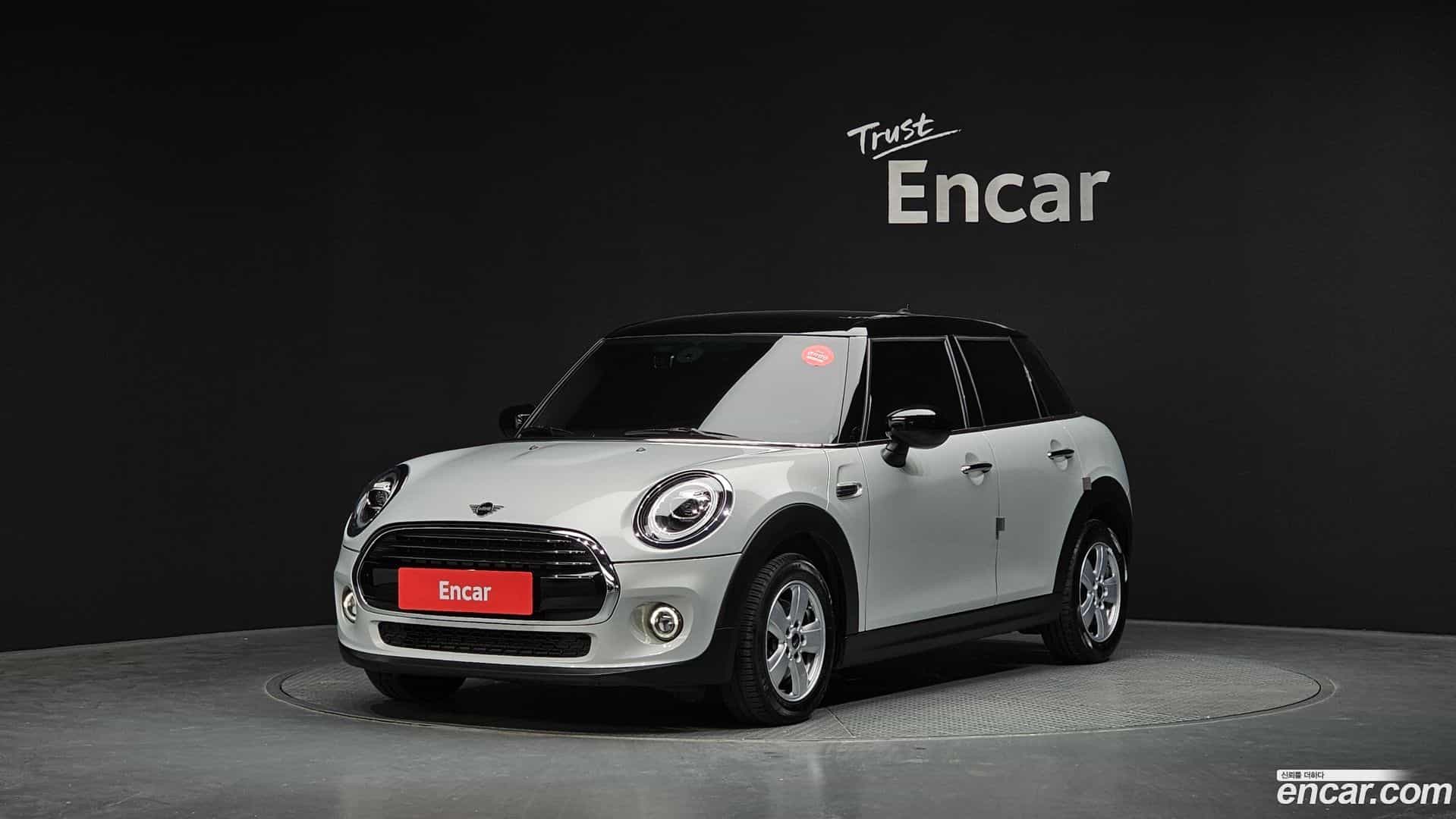 Cooper Mini 2021.2-OUTER-001