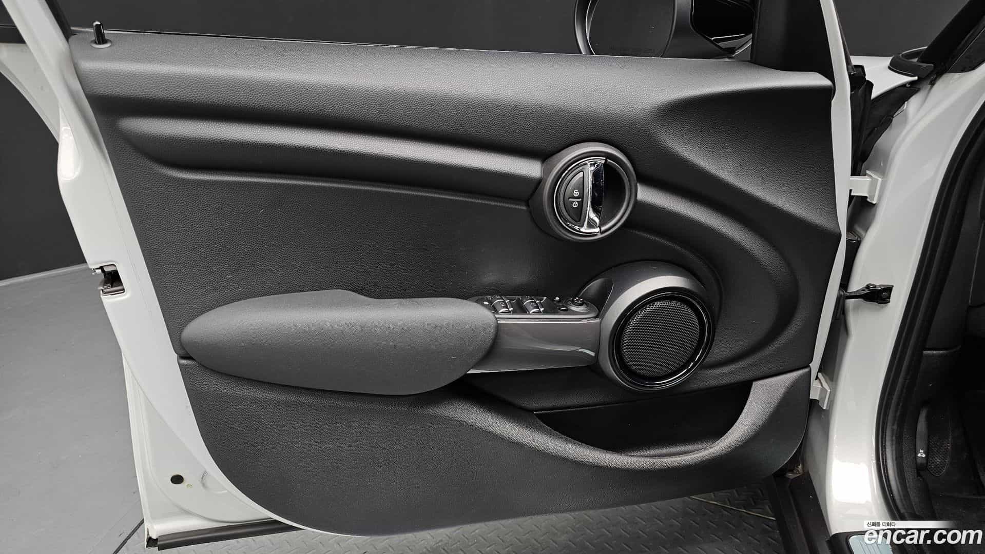 Cooper Mini 2021.2-INNER-034