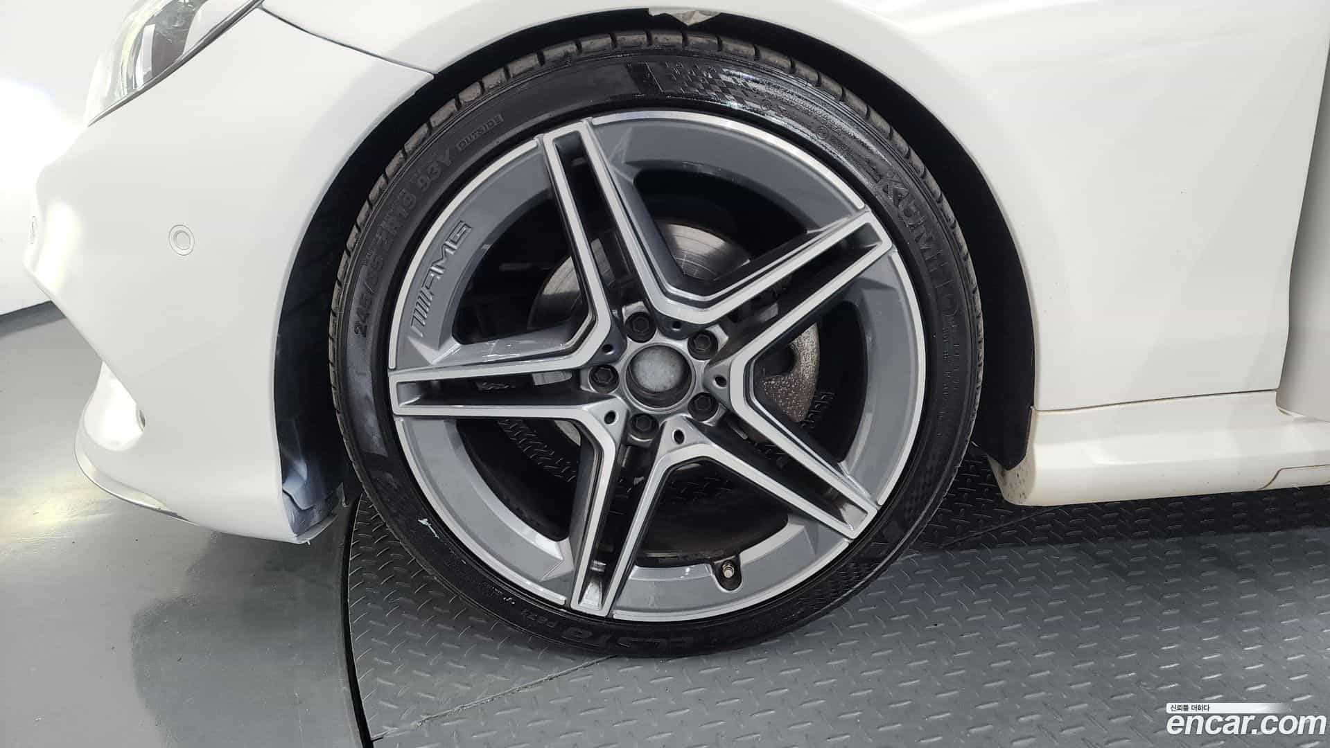 E-Class Mercedes-Benz 2014.5-OUTER-005