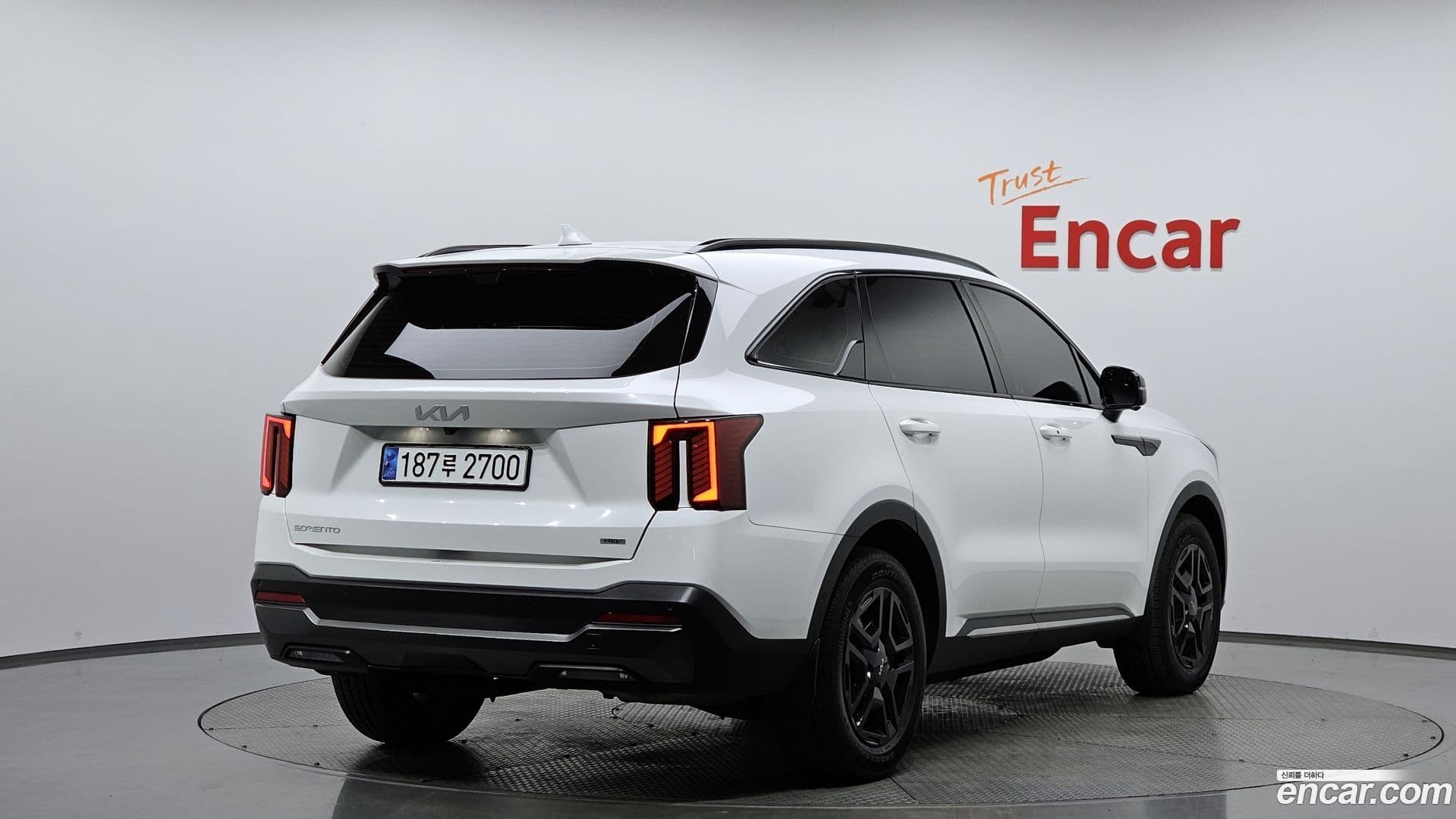 Main__Slider__Photo:Sorento Kia 2024.0-1