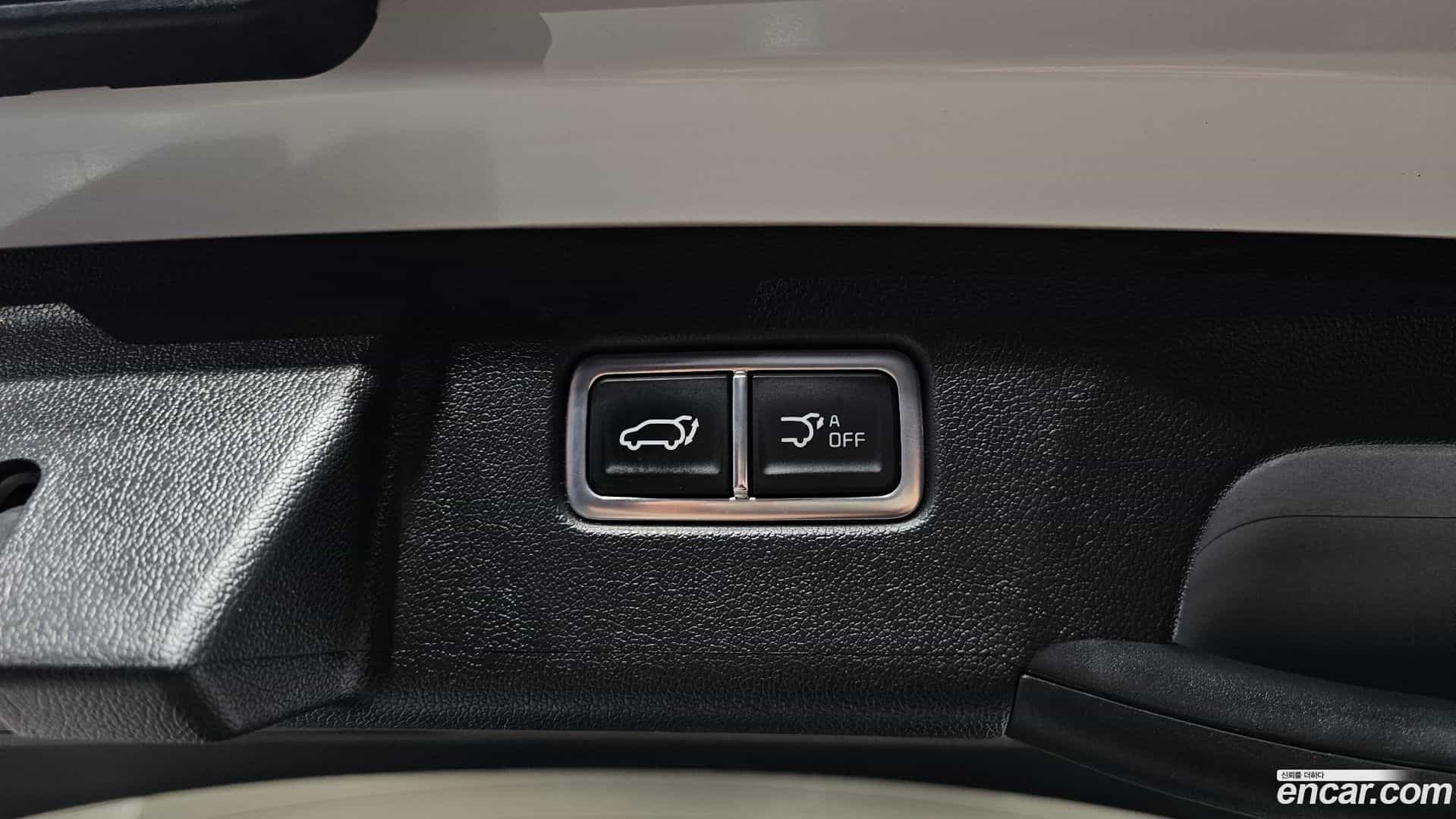 Sorento Kia 2024.0-OPTION-040