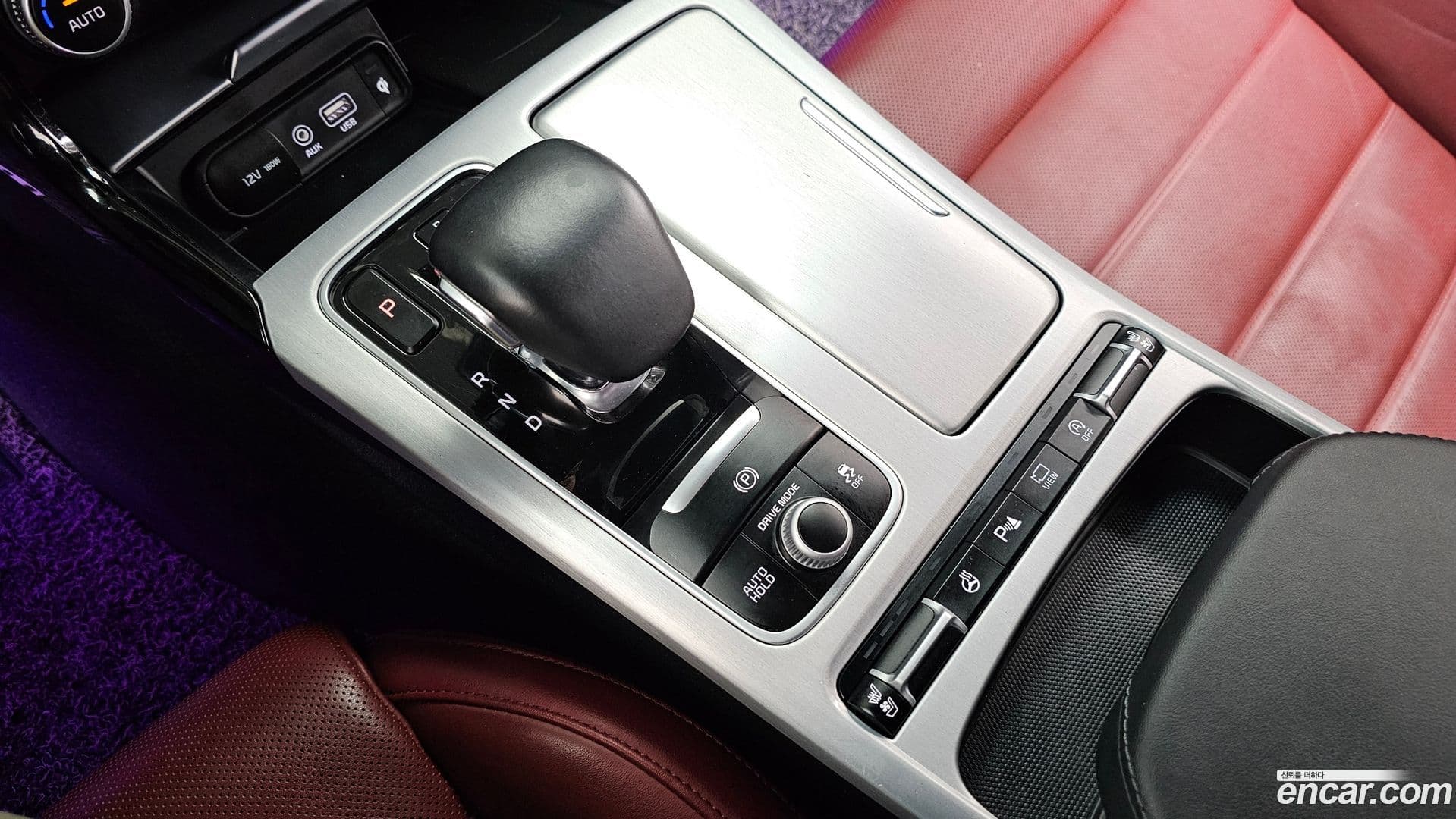 Main__Slider__Photo:Stinger Kia 2019.9-8