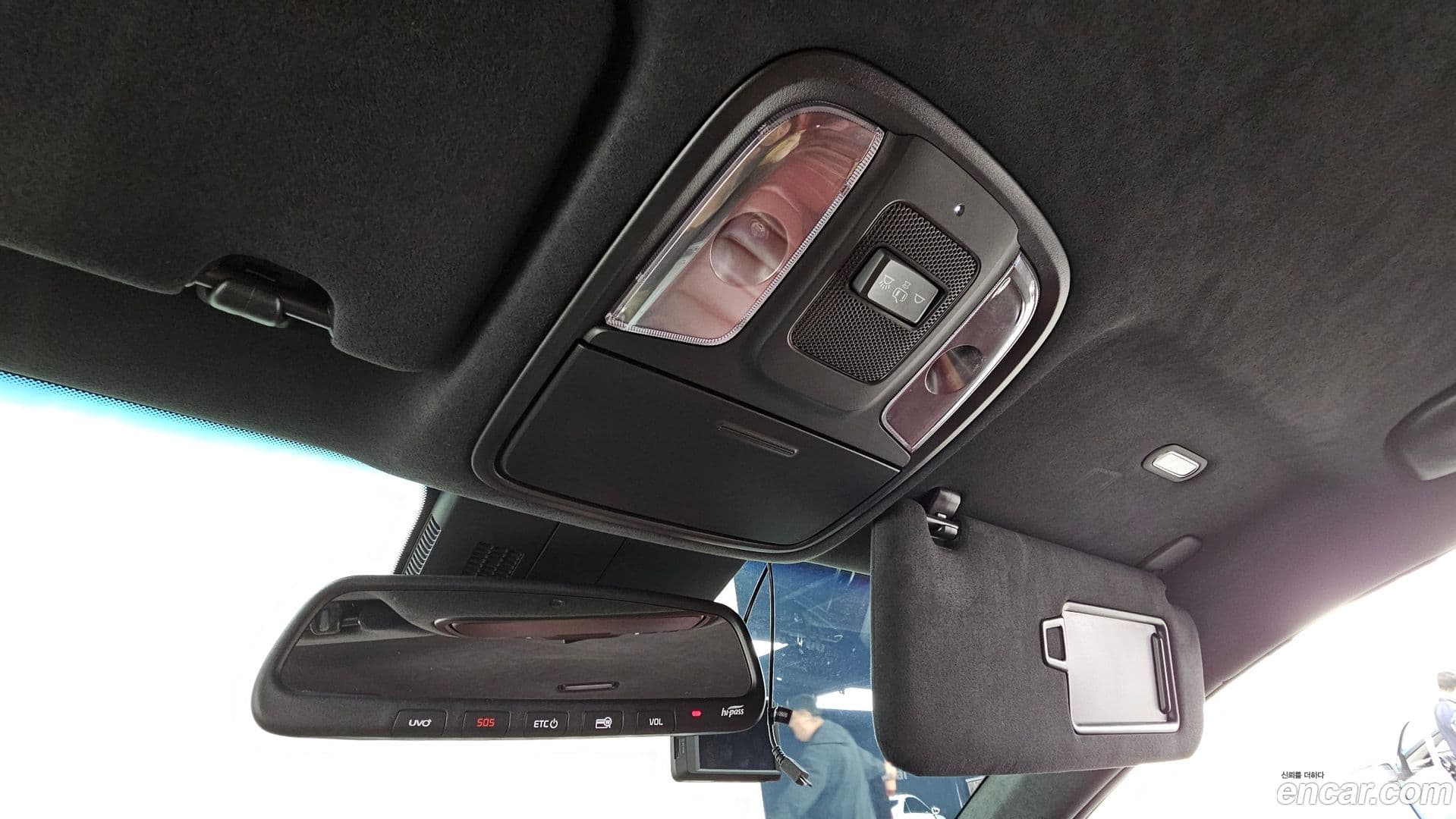 Main__Slider__Photo:Stinger Kia 2019.9-32