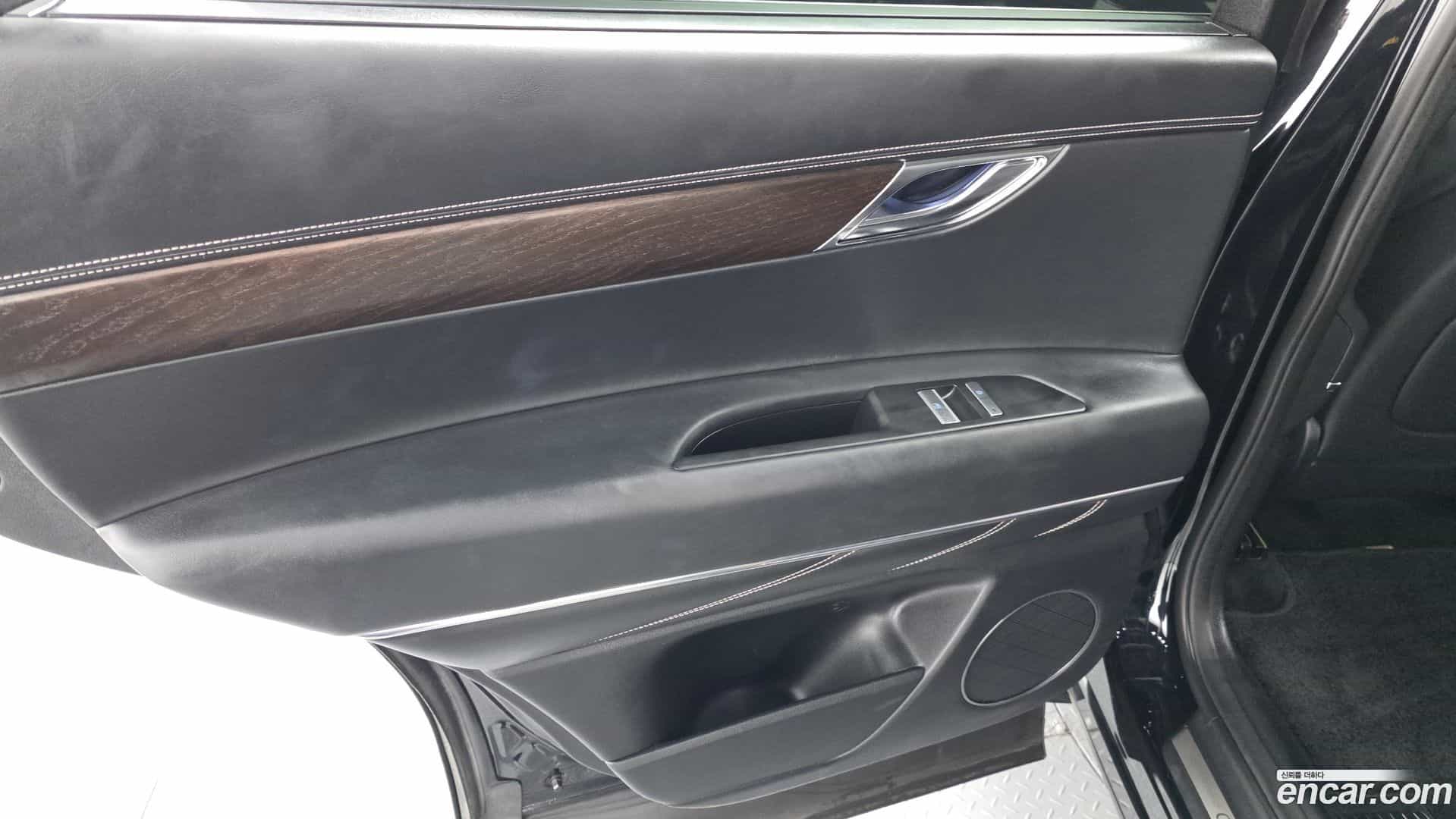 GV80 Genesis 2020.2-INNER-035