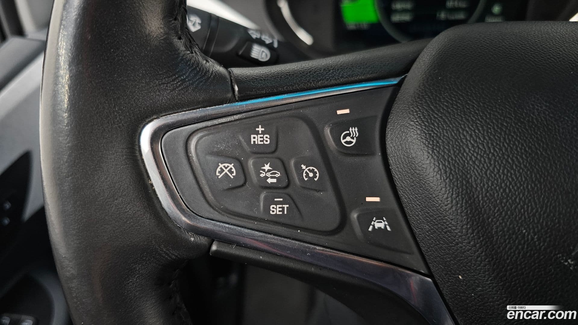 Main__Slider__Photo:Bolt EV Chevrolet 2019.11-30
