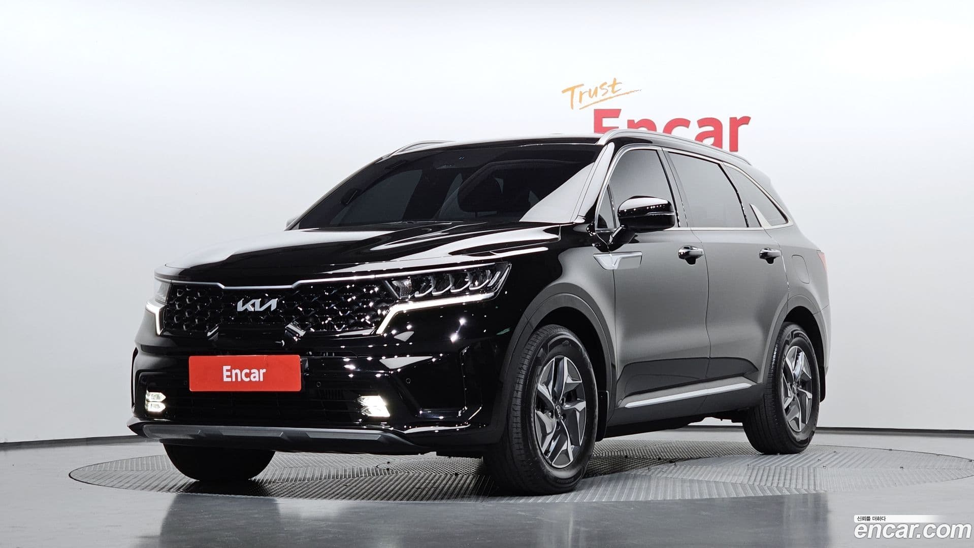 Main__Slider__Photo:Sorento Kia 2022.6-0