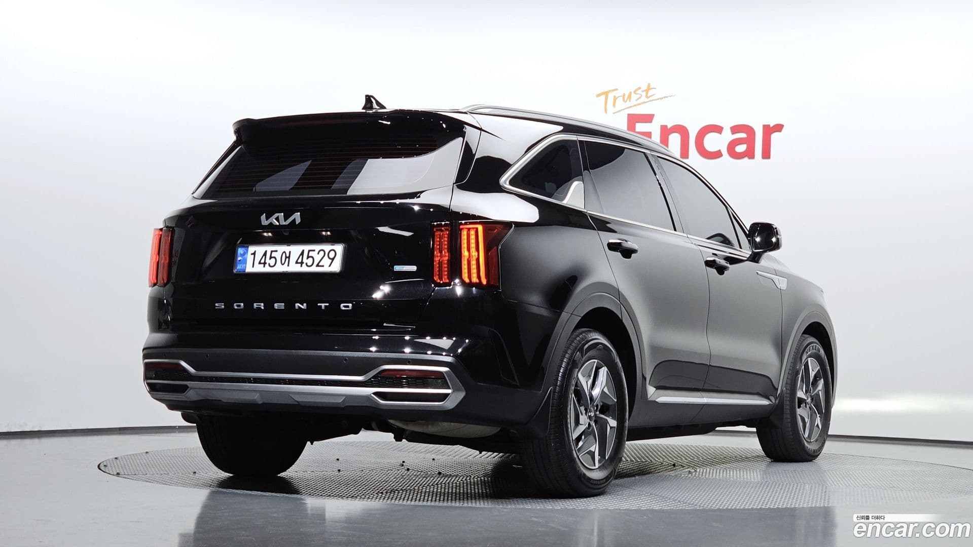 Main__Slider__Photo:Sorento Kia 2022.6-1