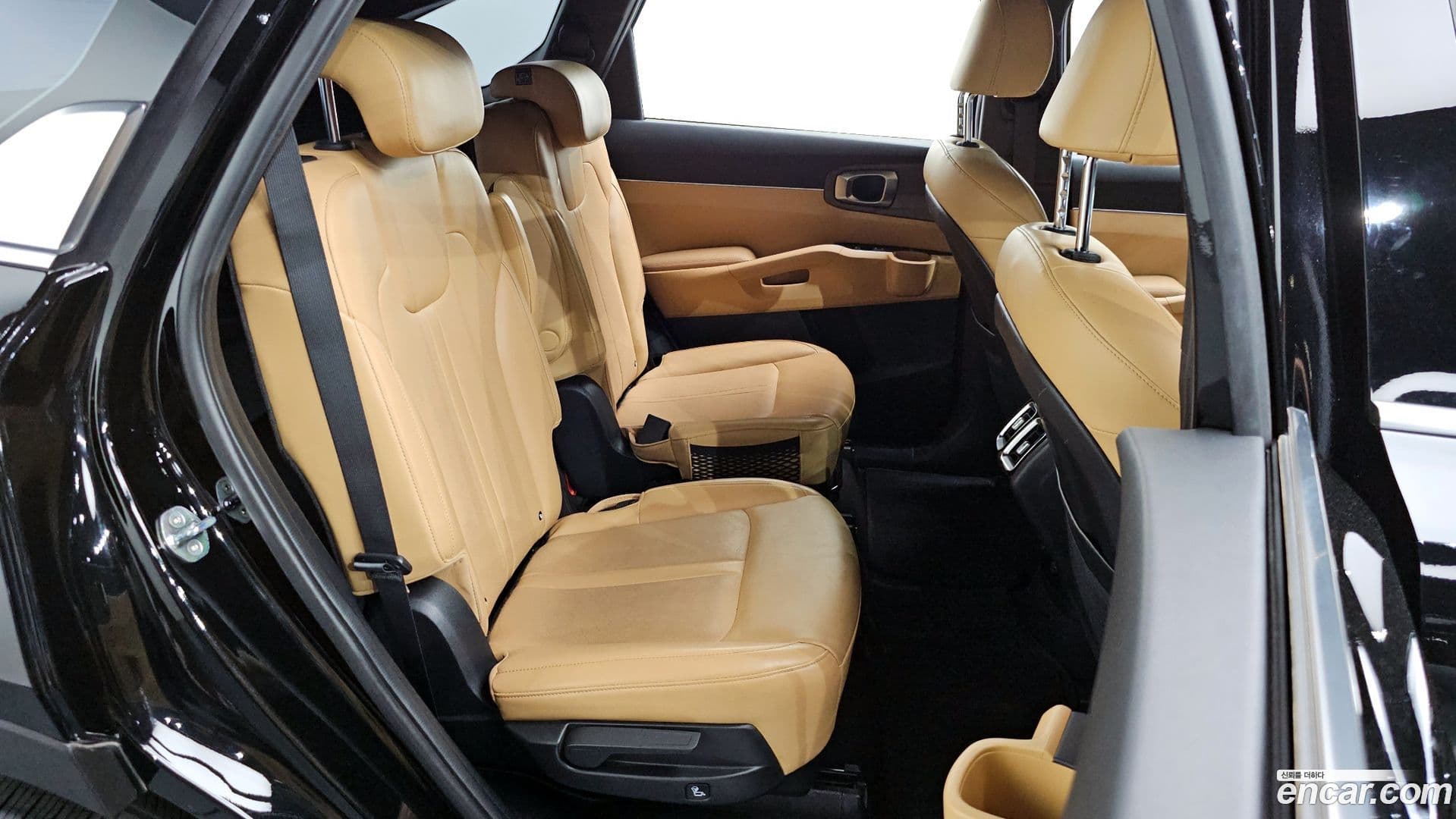 Main__Slider__Photo:Sorento Kia 2022.6-10