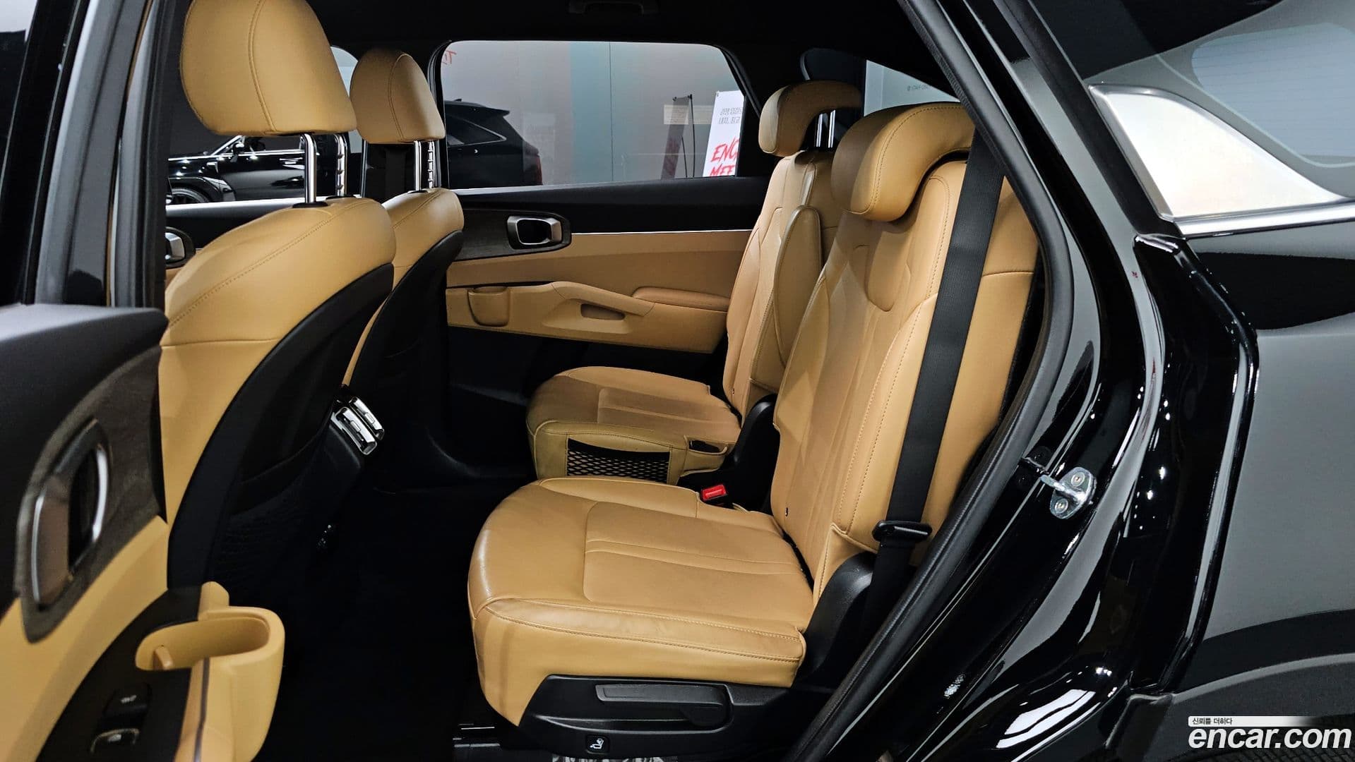 Main__Slider__Photo:Sorento Kia 2022.6-11