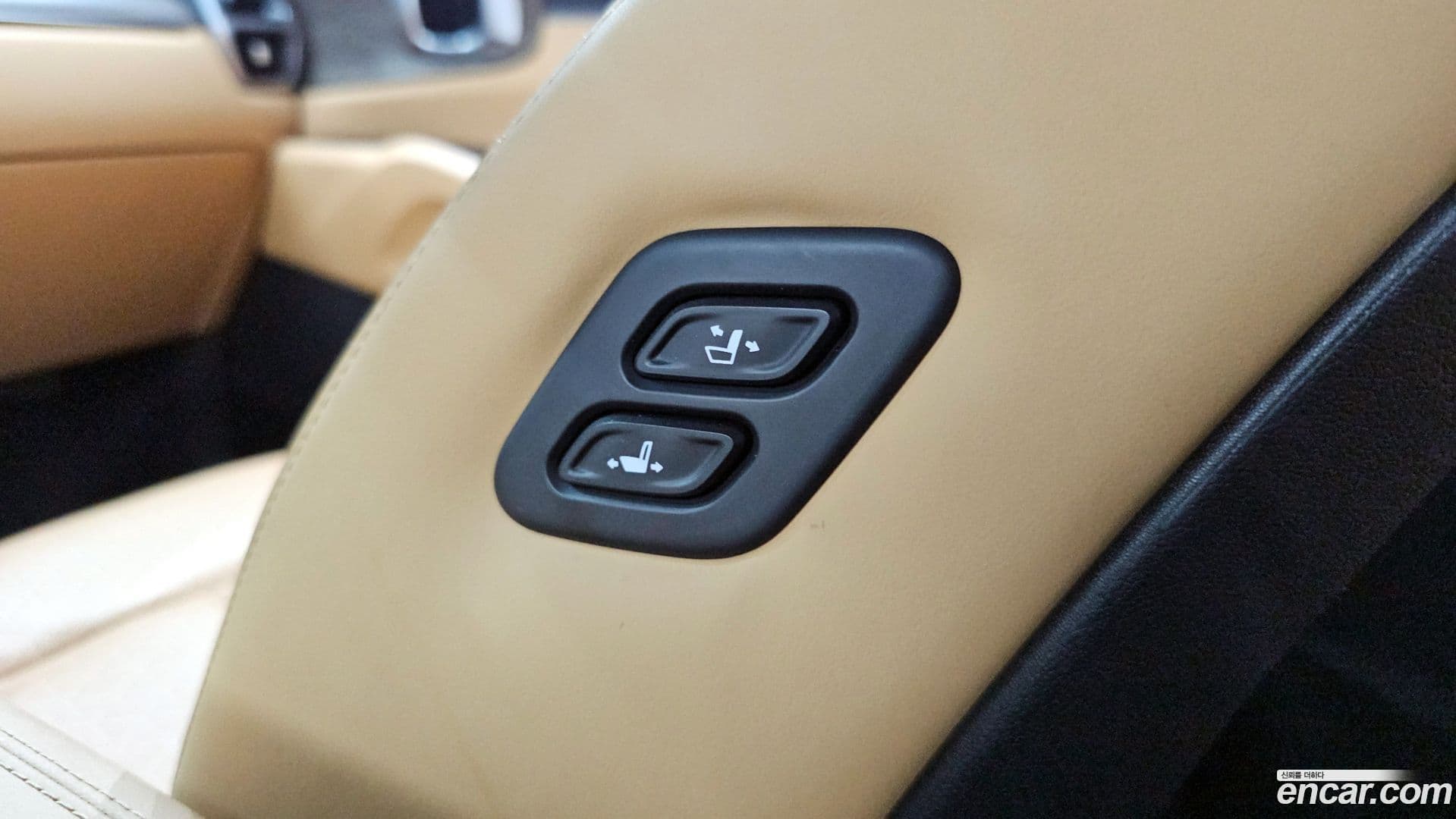 Main__Slider__Photo:Sorento Kia 2022.6-17