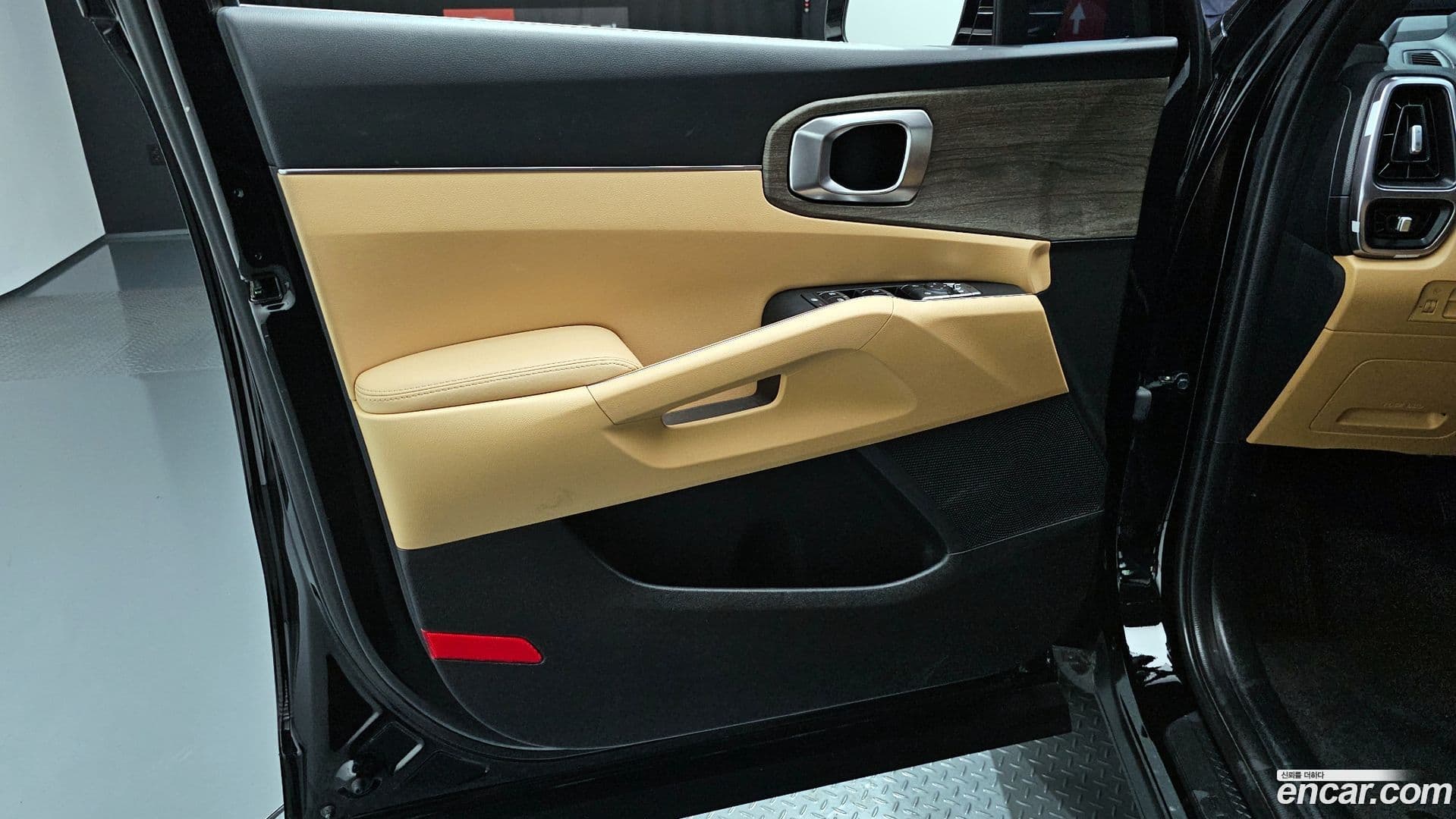 Main__Slider__Photo:Sorento Kia 2022.6-23