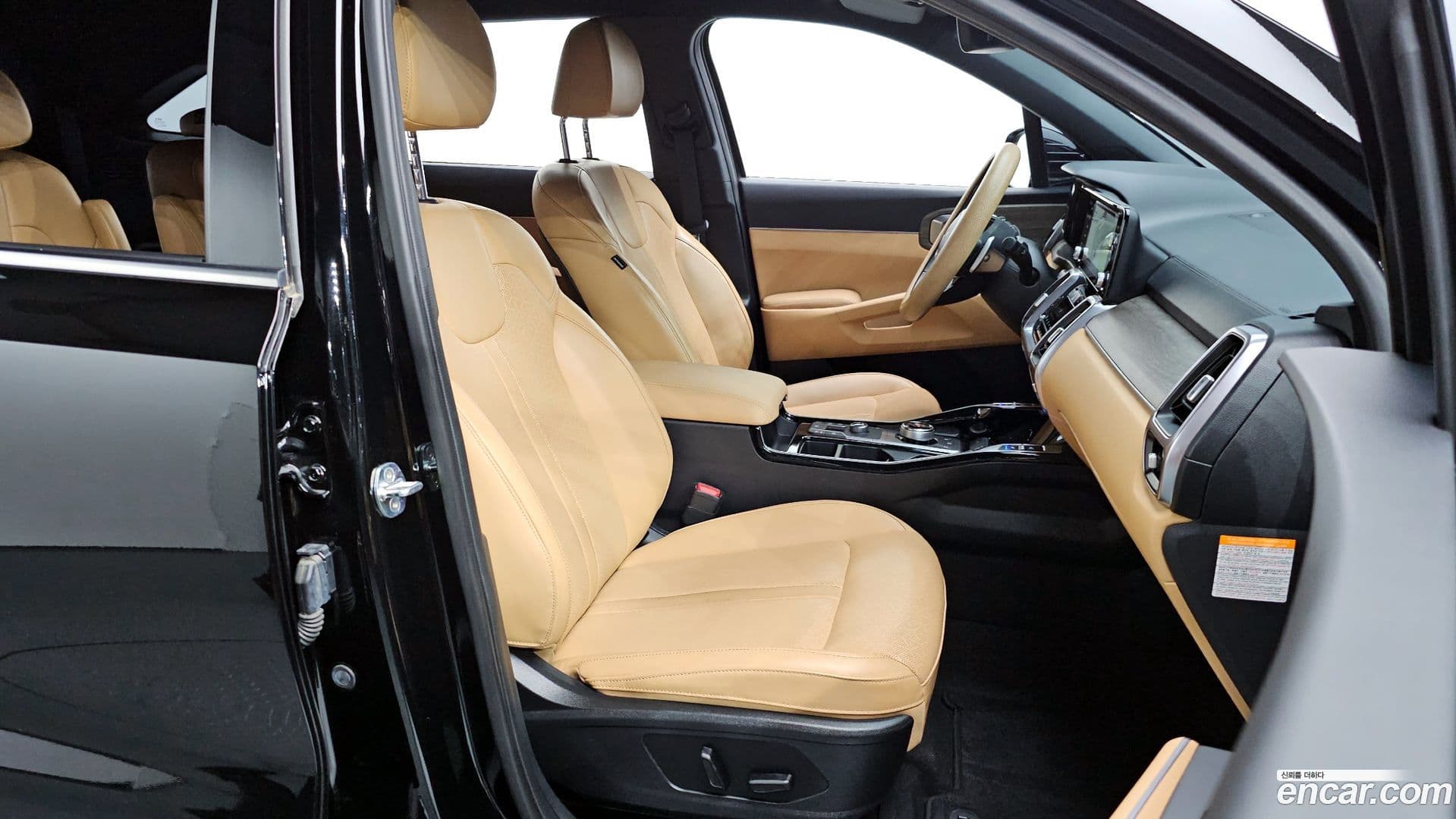 Main__Slider__Photo:Sorento Kia 2022.6-25