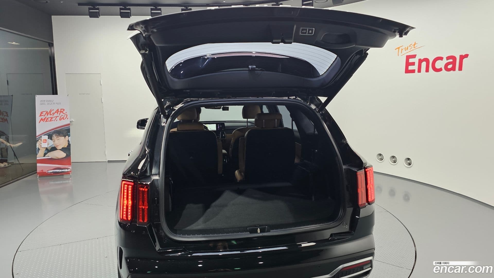 Main__Slider__Photo:Sorento Kia 2022.6-30