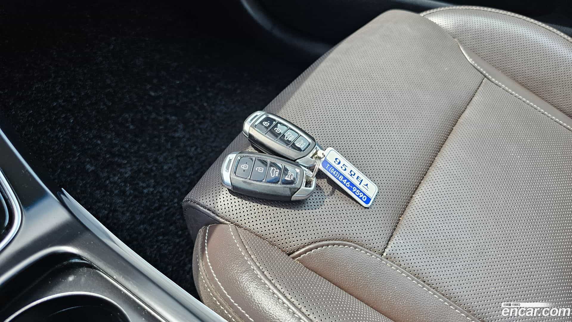 Grandeur Hyundai 2019.1-OPTION-019