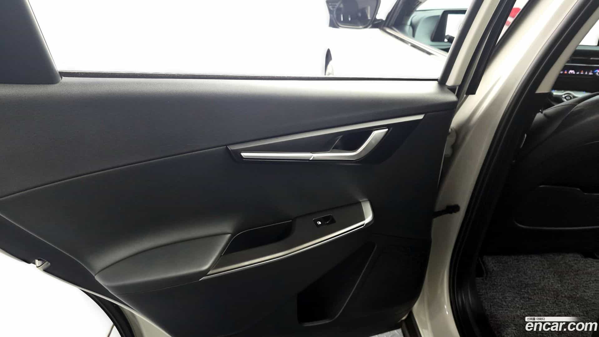EV6 Kia 2022.9-INNER-035