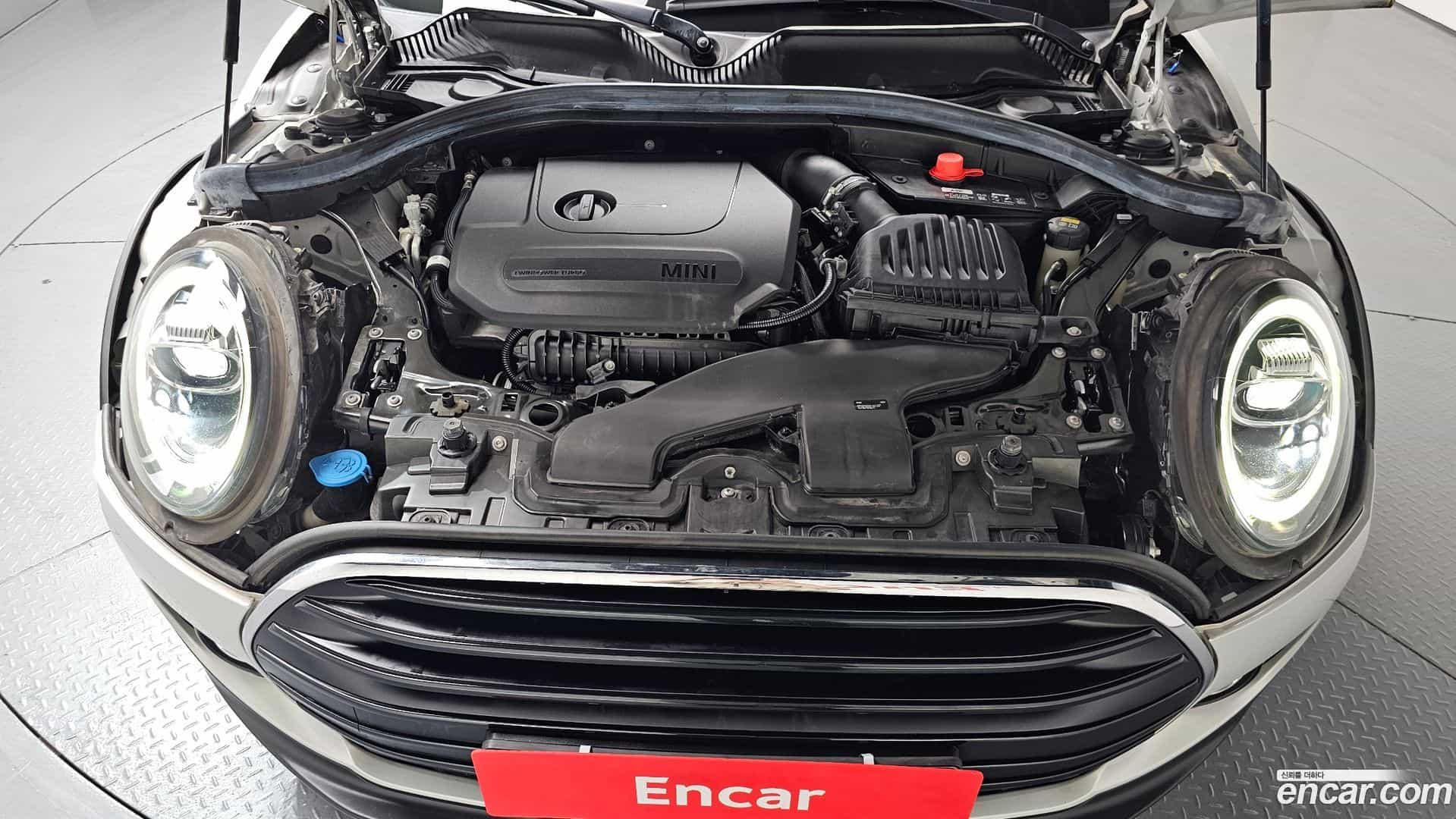 Clubman Mini 2020.10-OUTER-006
