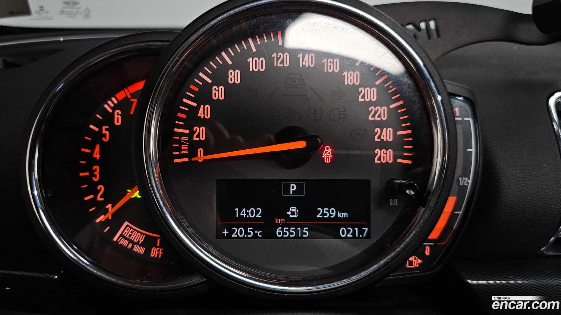 Clubman Mini 2020.10-INNER-008