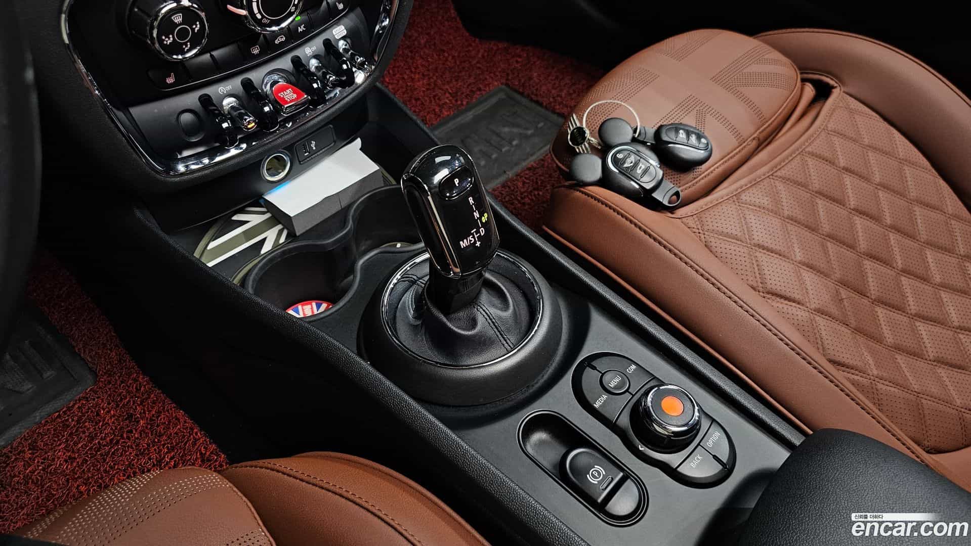 Clubman Mini 2020.10-INNER-009