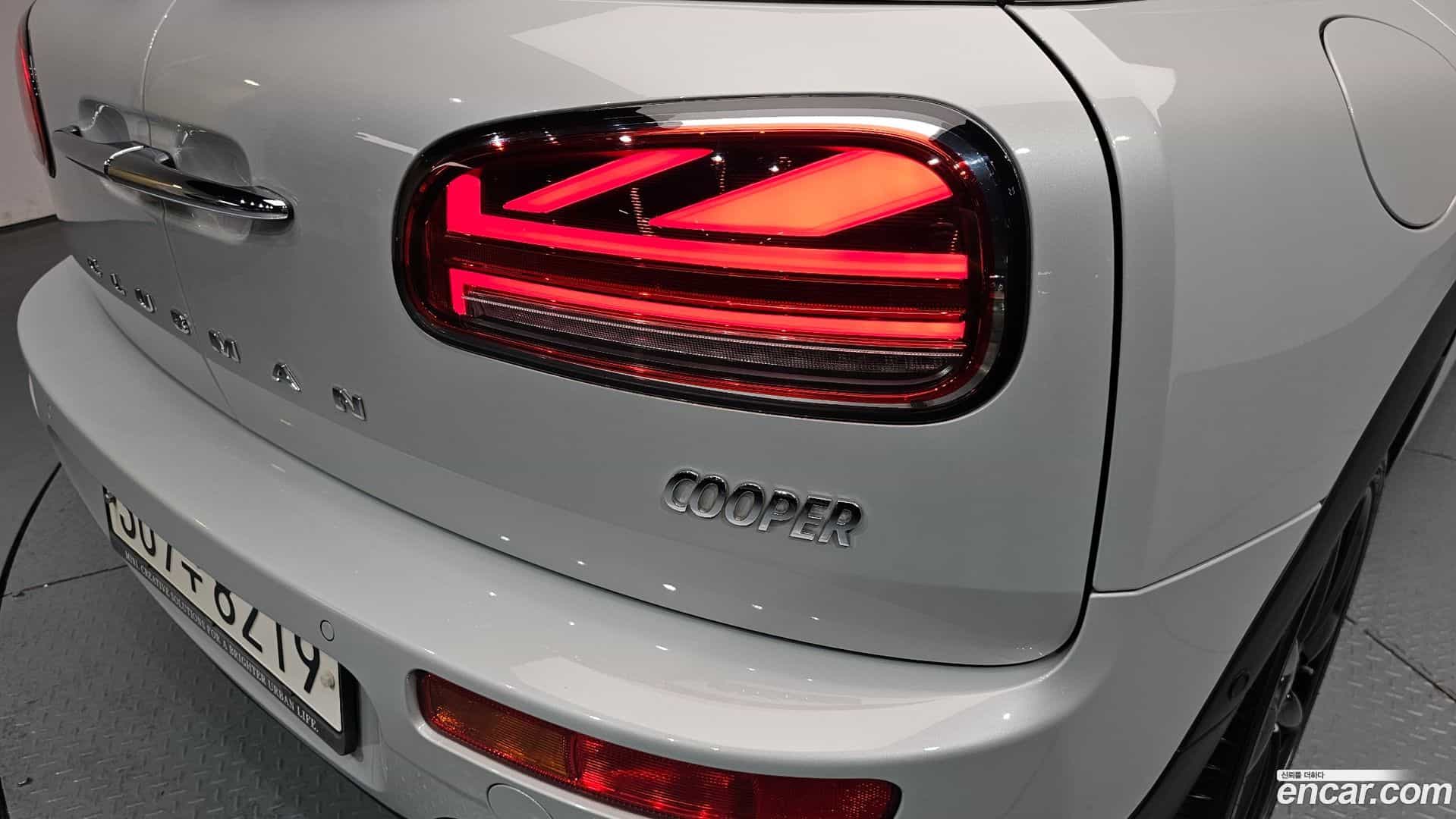 Clubman Mini 2020.10-OUTER-033