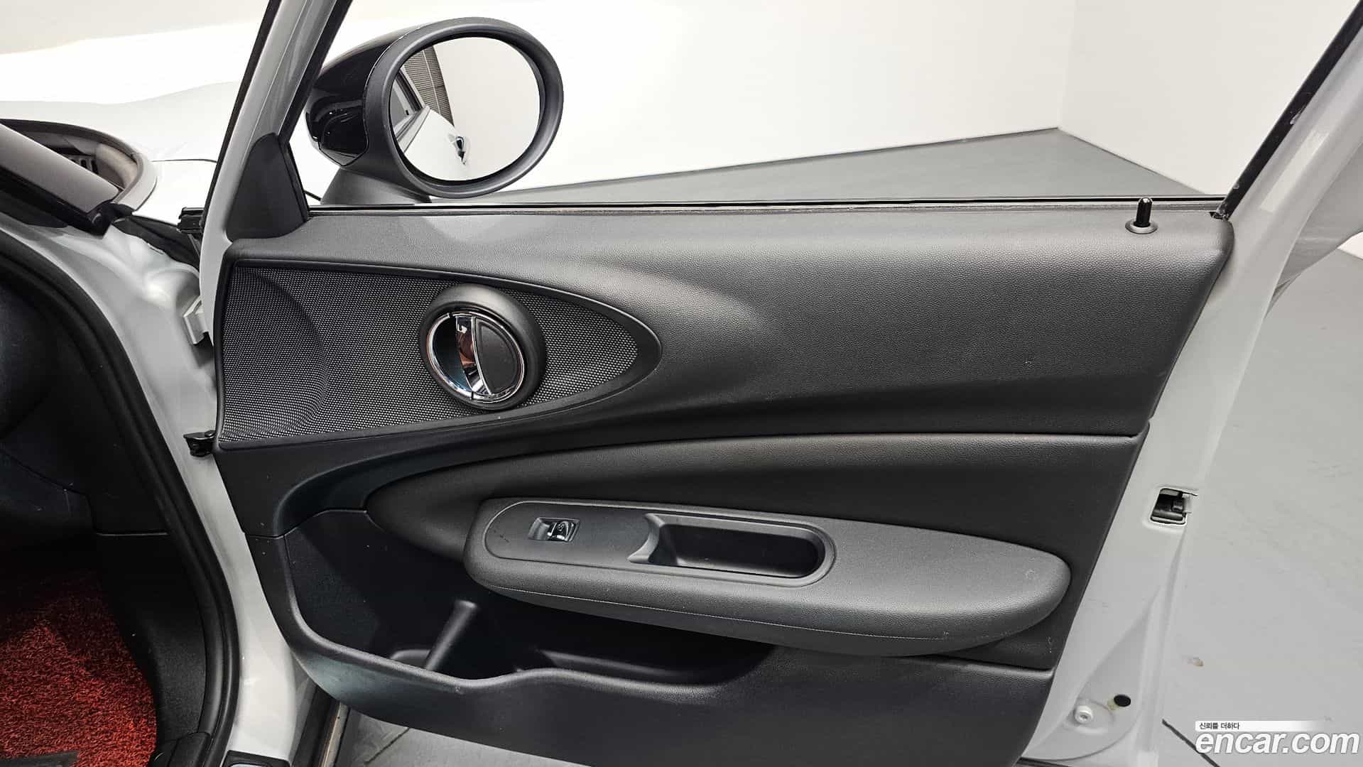Clubman Mini 2020.10-INNER-034