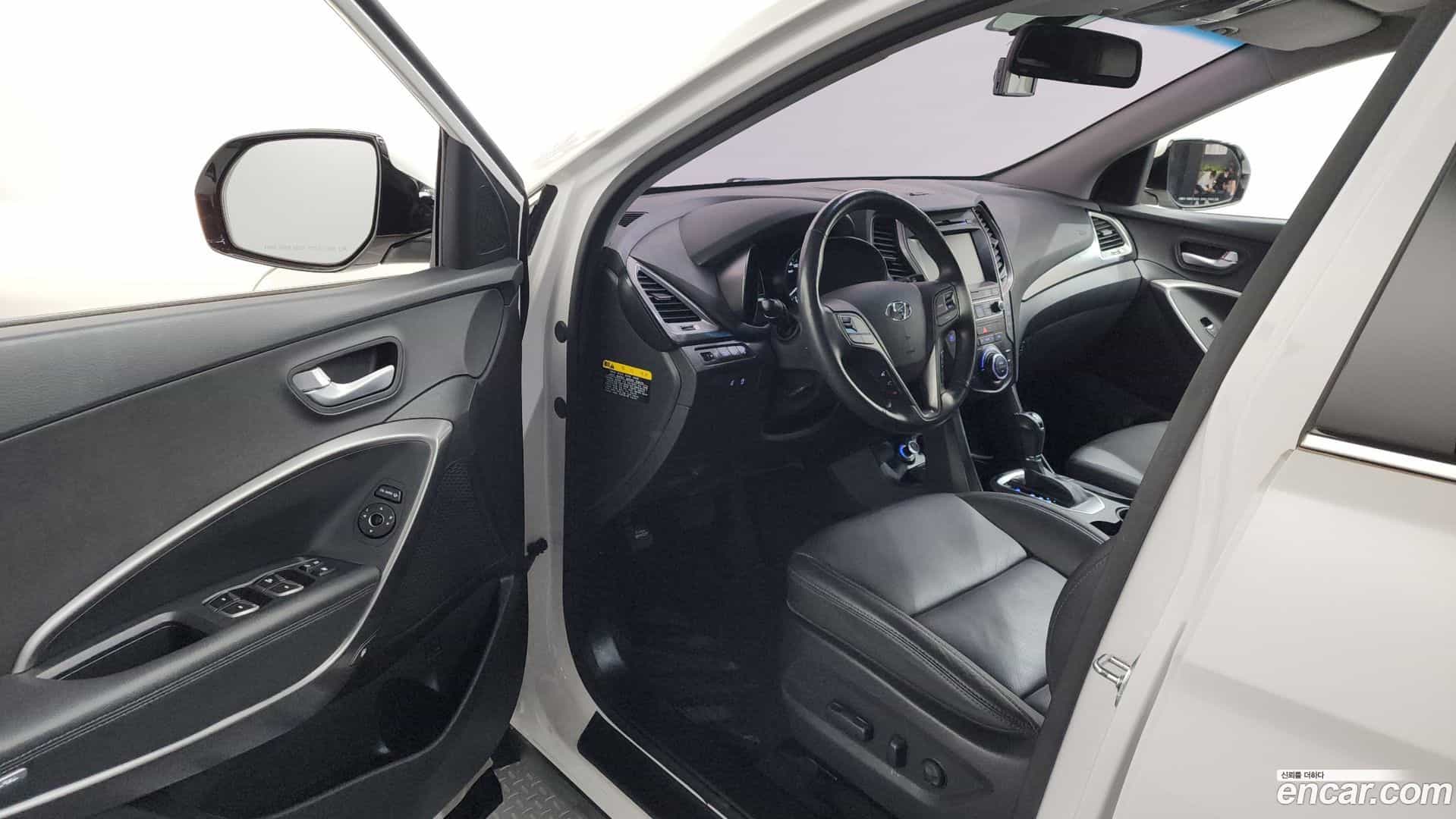 Santafe Hyundai 2017.0-INNER-010