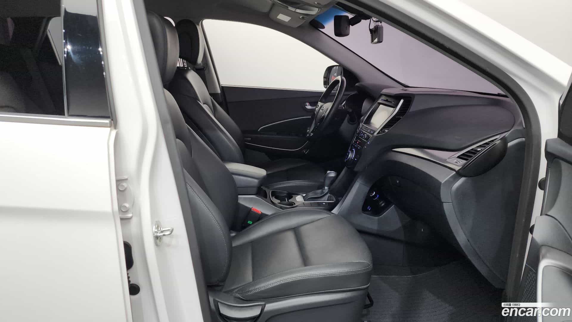 Santafe Hyundai 2017.0-OPTION-015