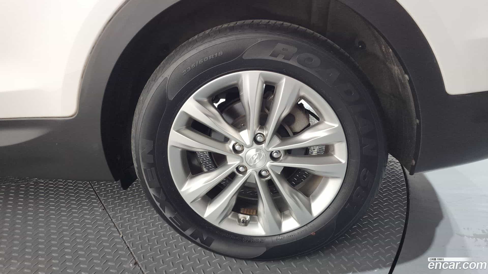 Santafe Hyundai 2017.0-OUTER-031