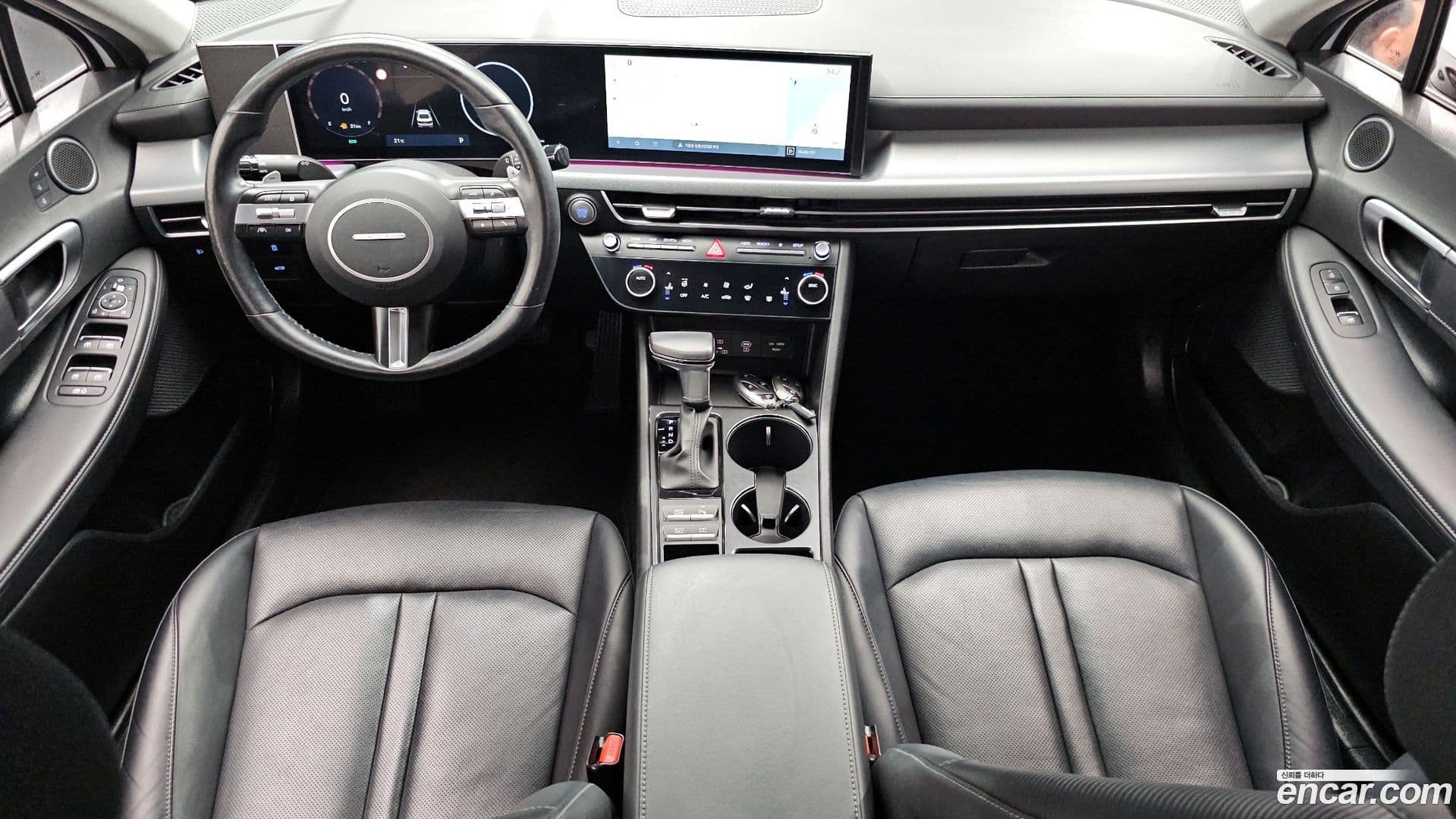 Main__Slider__Photo:Sonata Hyundai 2023.6-6