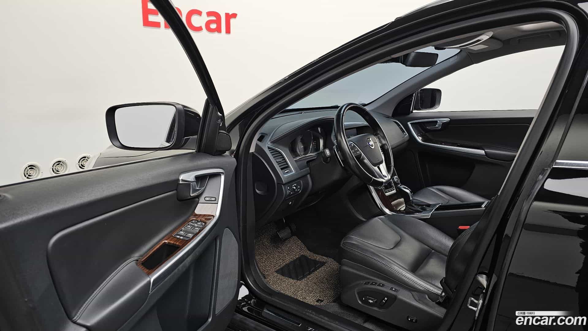 XC60 Volvo 2016.9-INNER-010