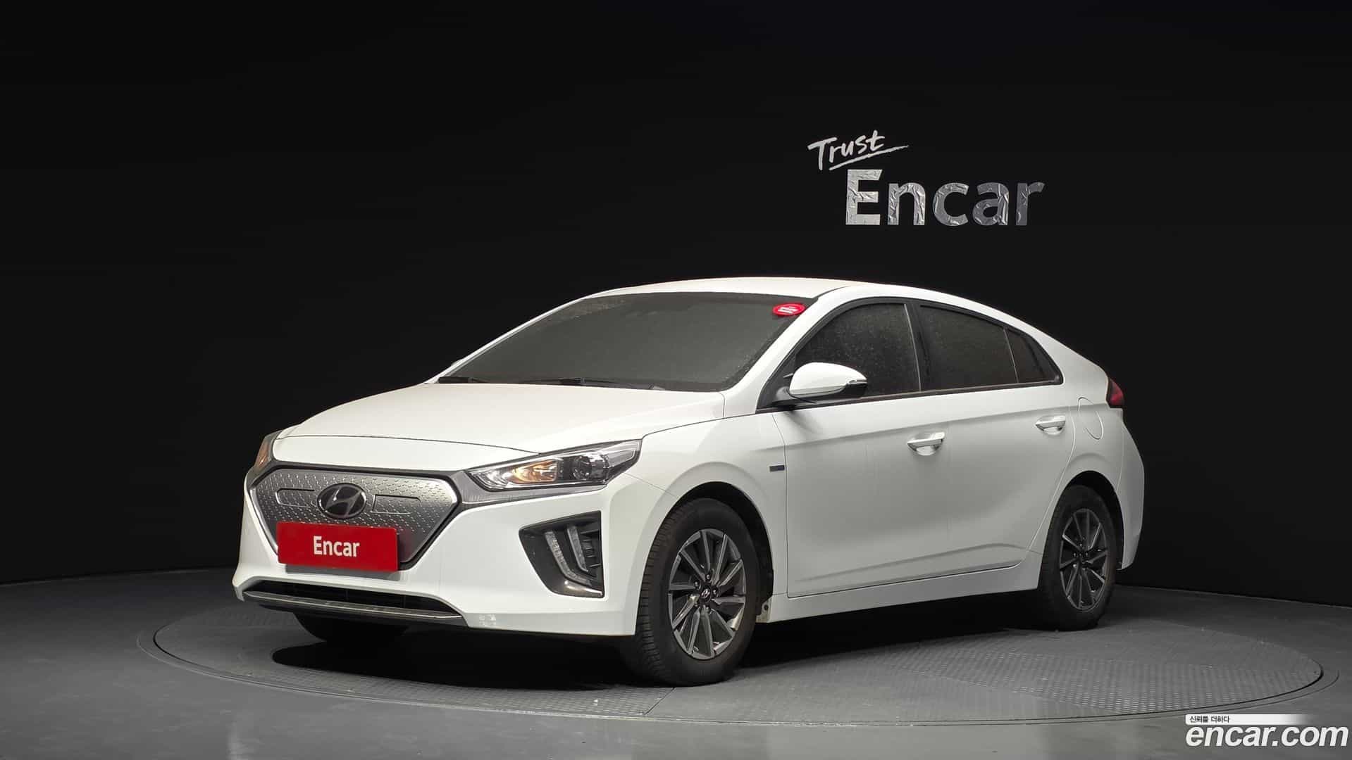 Ioniq Hyundai 2020.2-OUTER-001