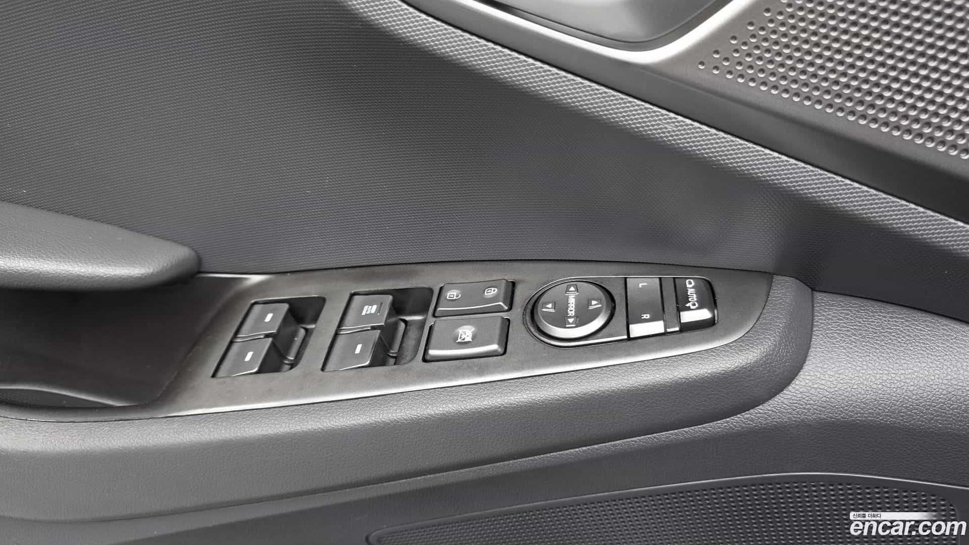 Ioniq Hyundai 2020.2-OPTION-041