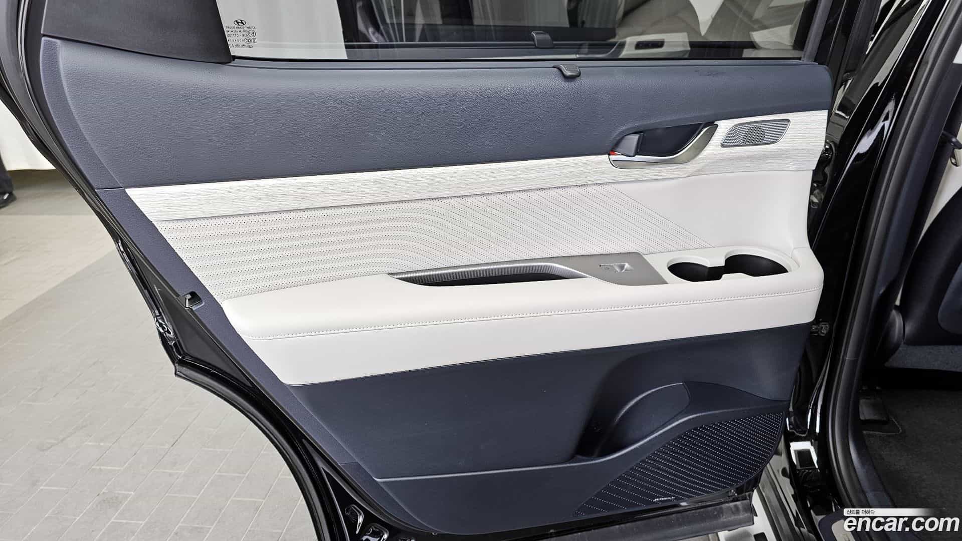 Palisade Hyundai 2023.2-INNER-035