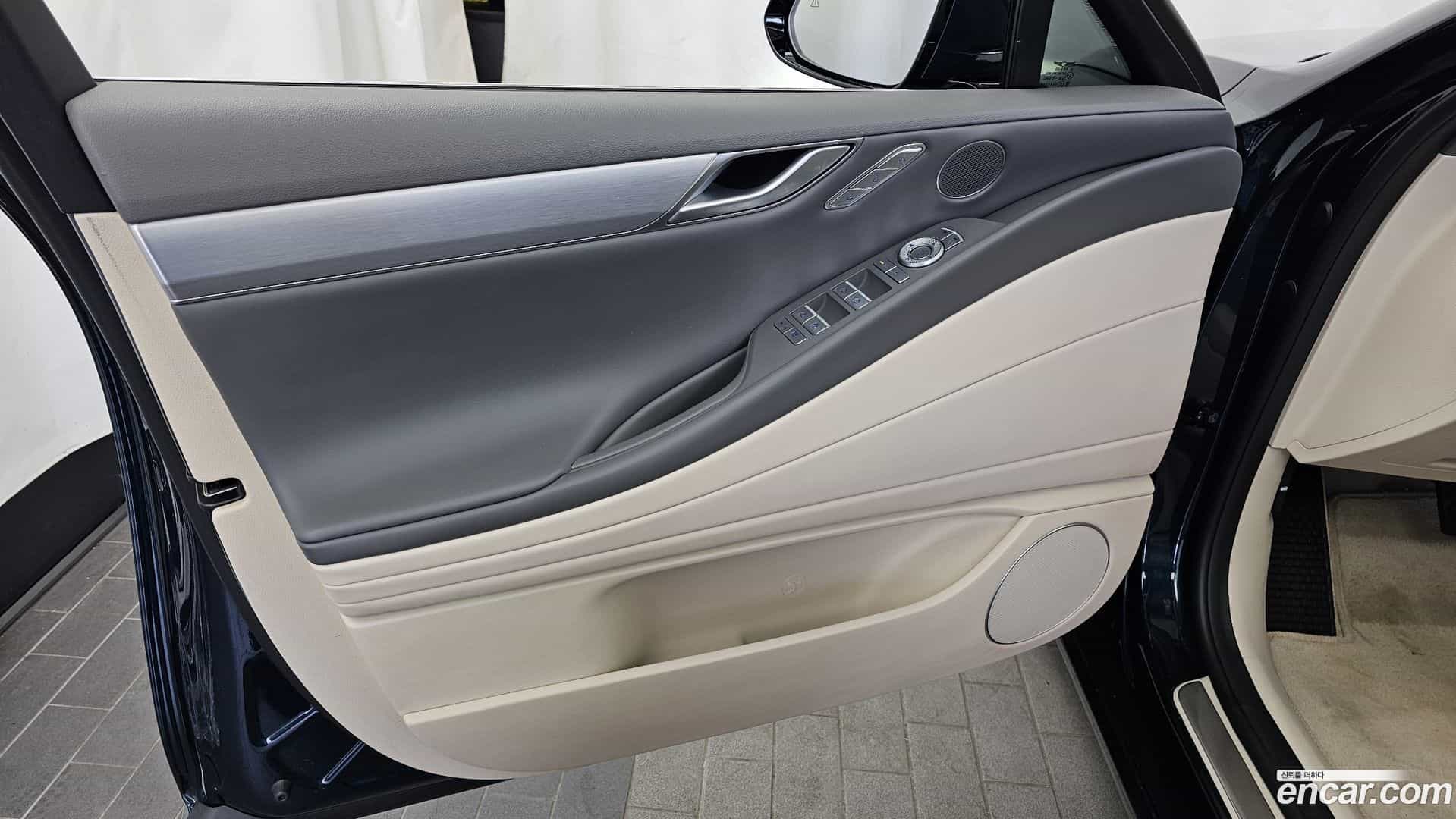 G80 Genesis 2024.8-INNER-034