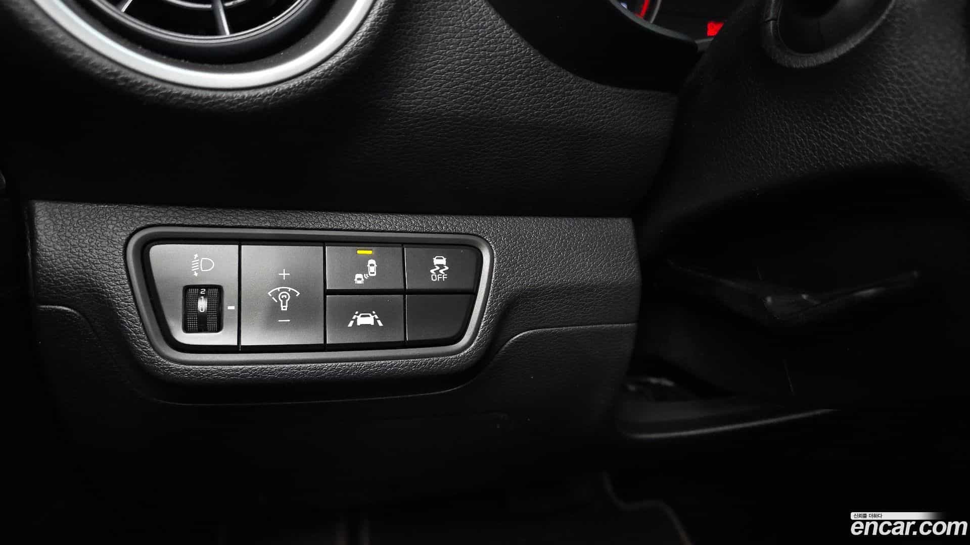 K3 Kia 2019.6-OPTION-020